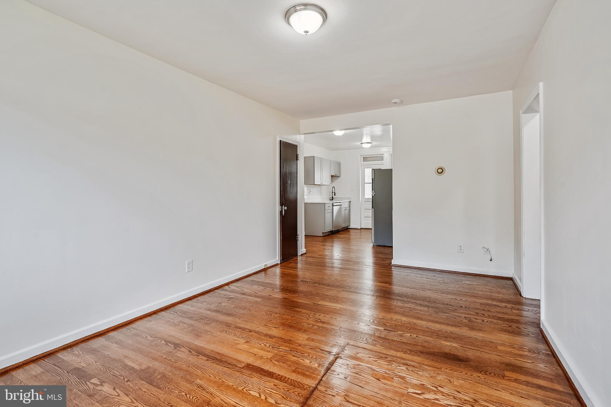 LYON VILLAGE - Residential Lease