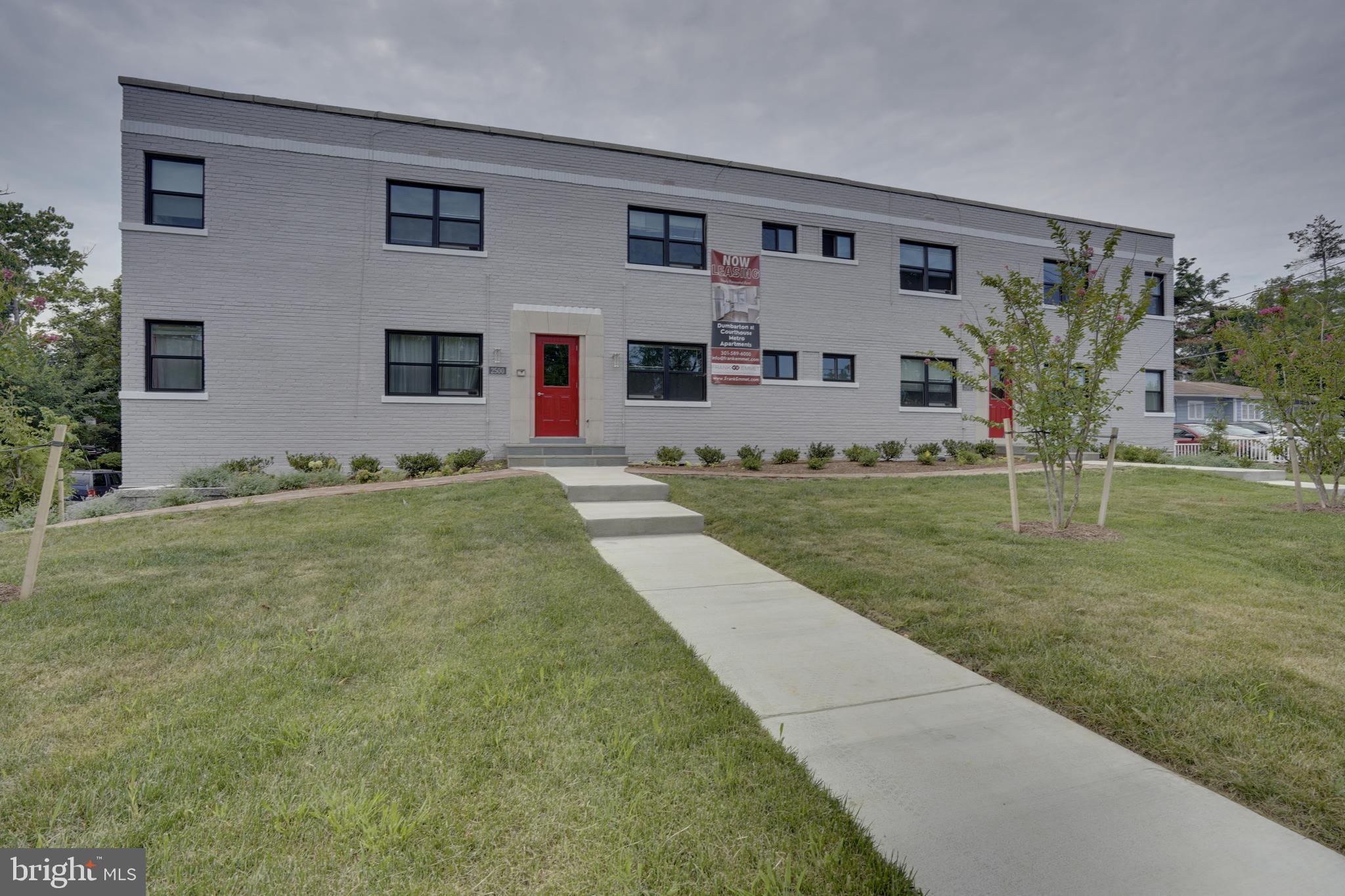 LYON VILLAGE - Residential Lease