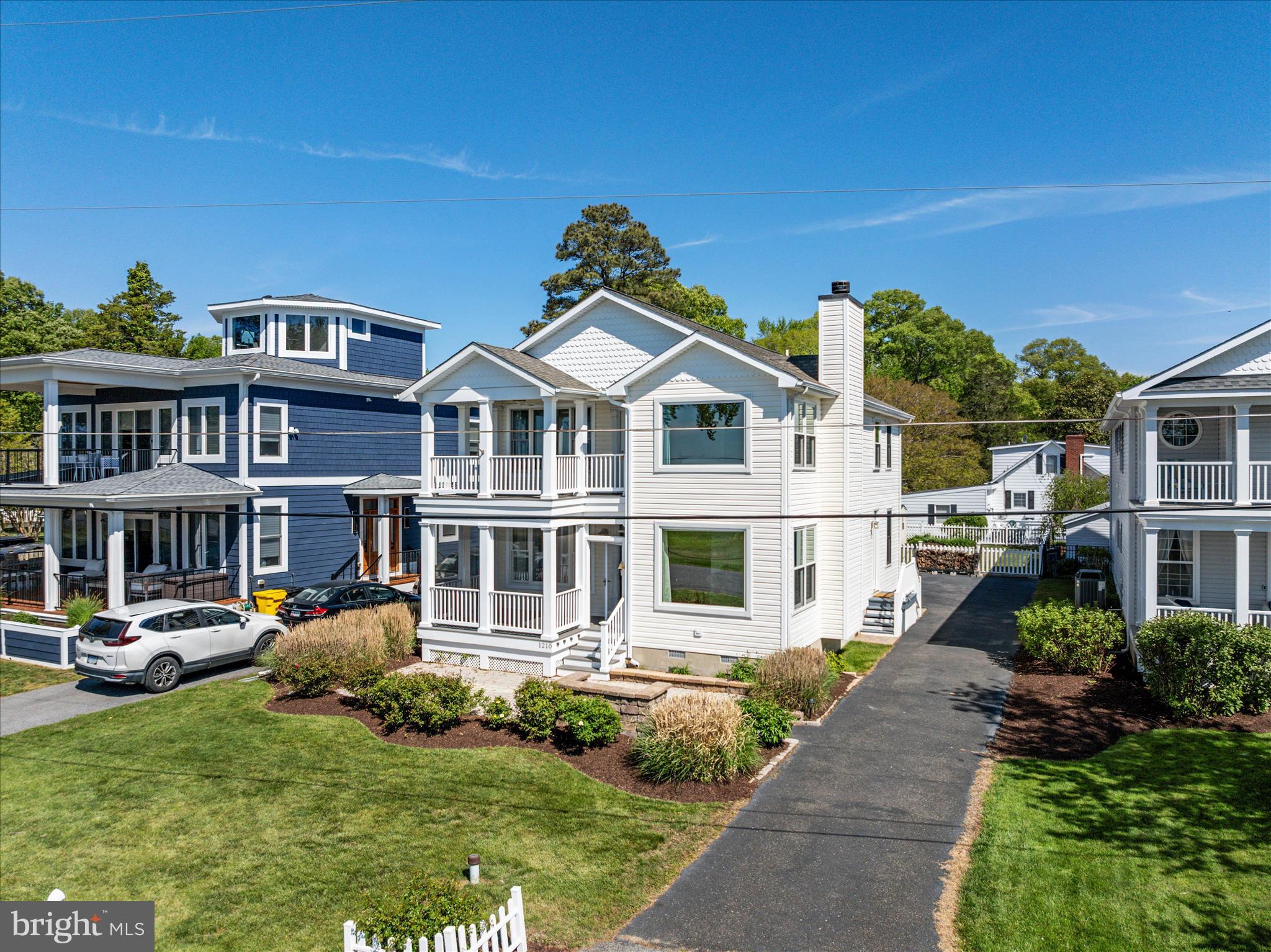 FRANKLIN MANOR BEACH - Residential