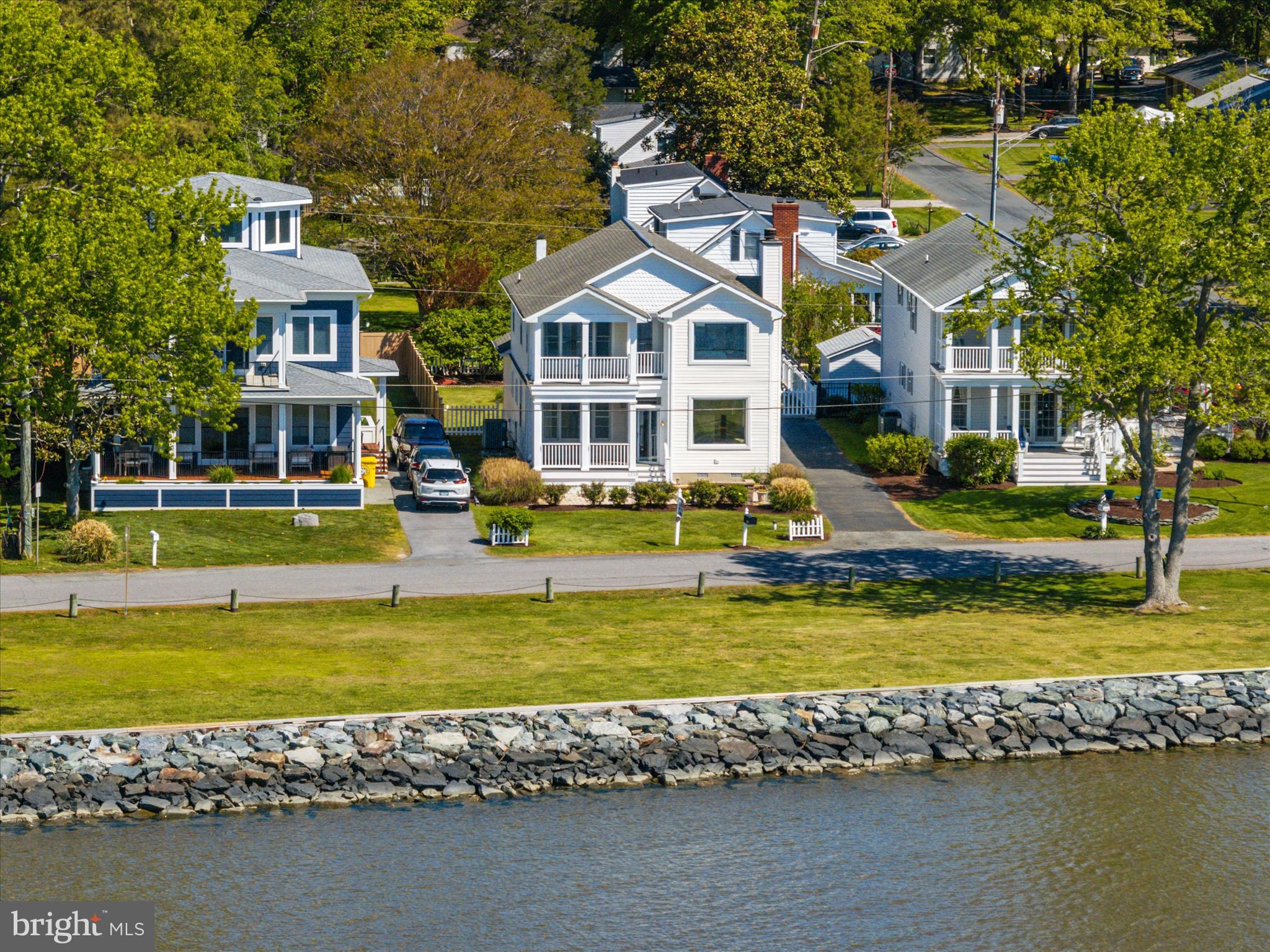 FRANKLIN MANOR BEACH - Residential