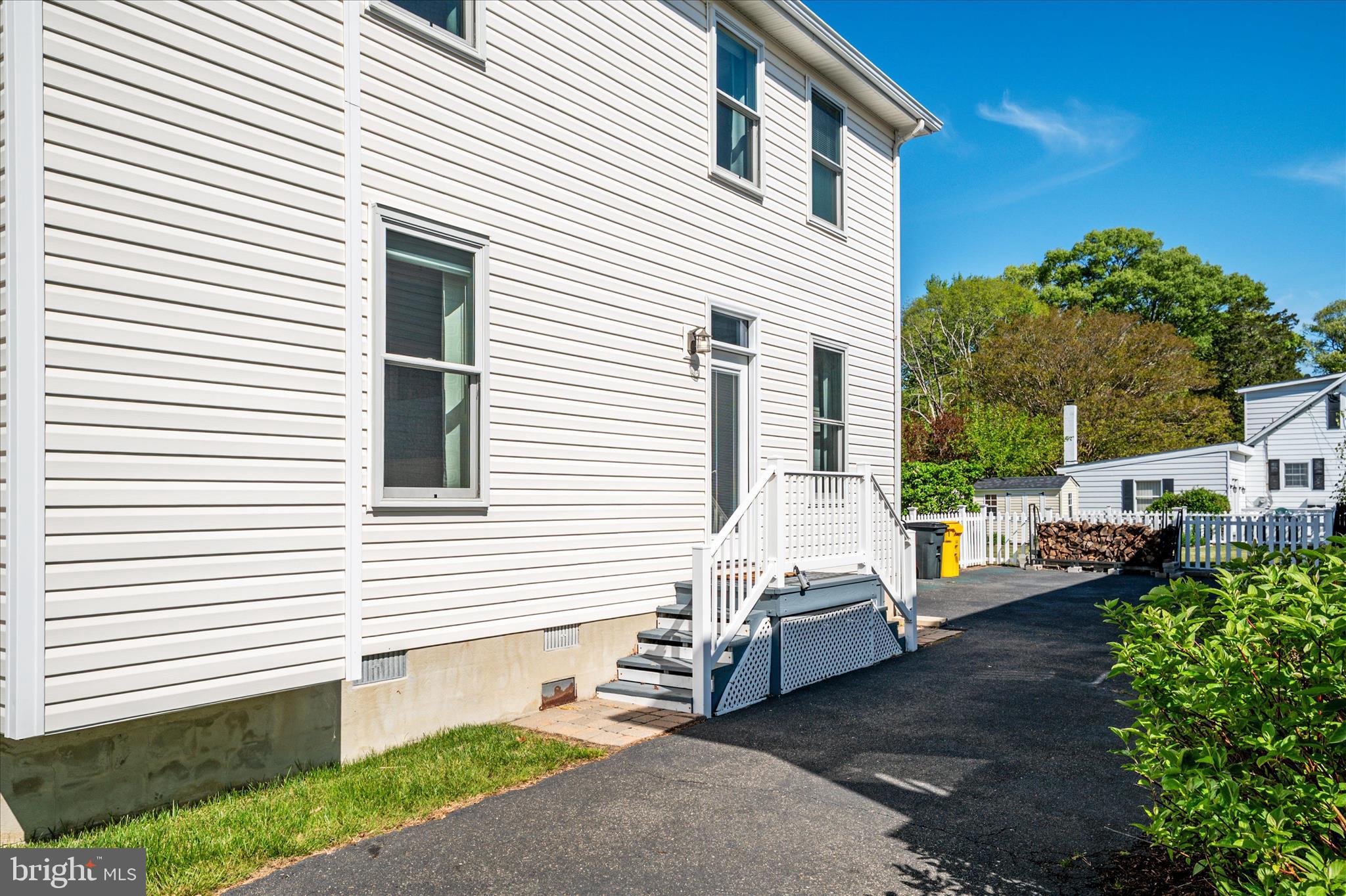 FRANKLIN MANOR BEACH - Residential