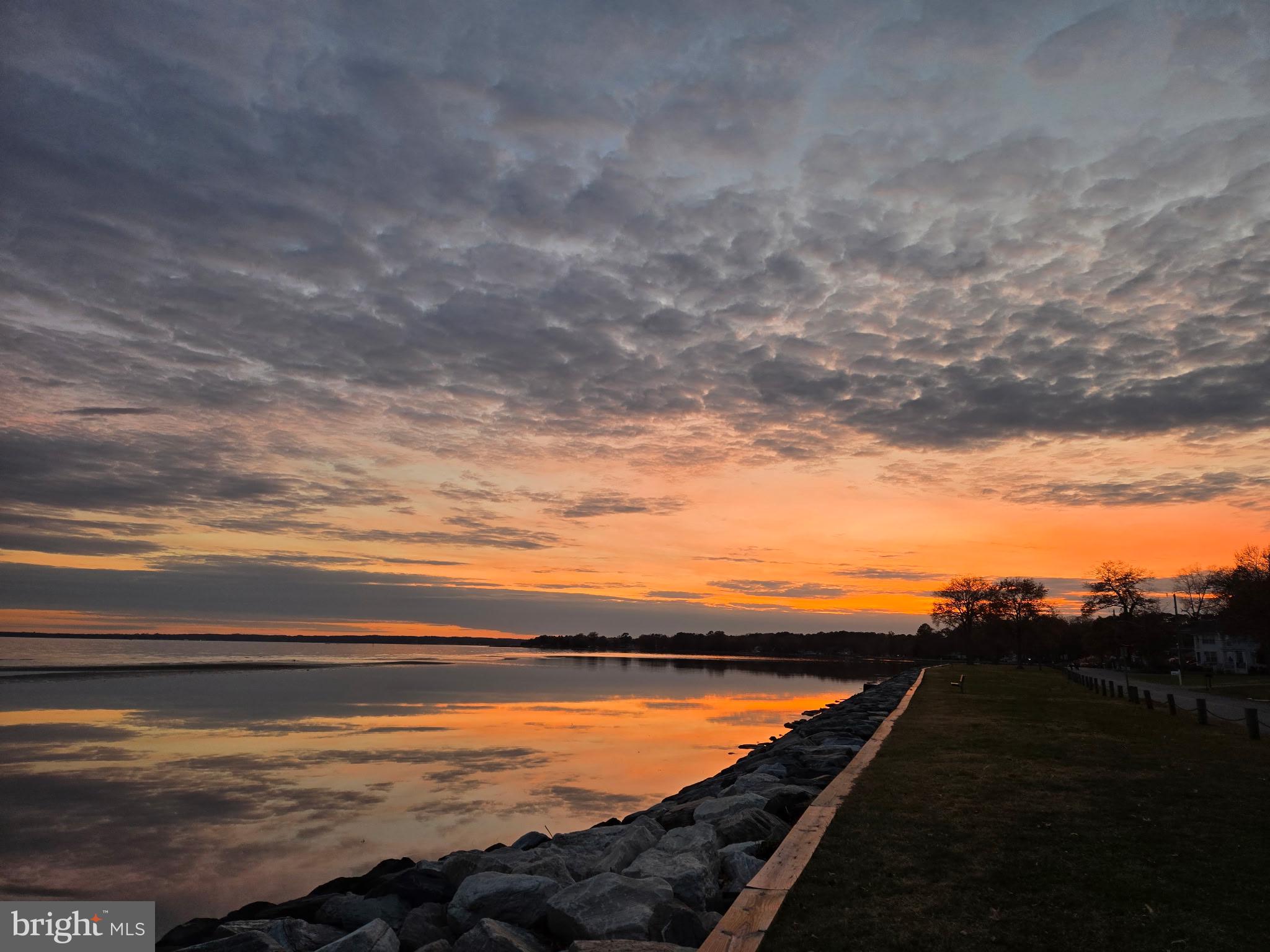 FRANKLIN MANOR BEACH - Residential
