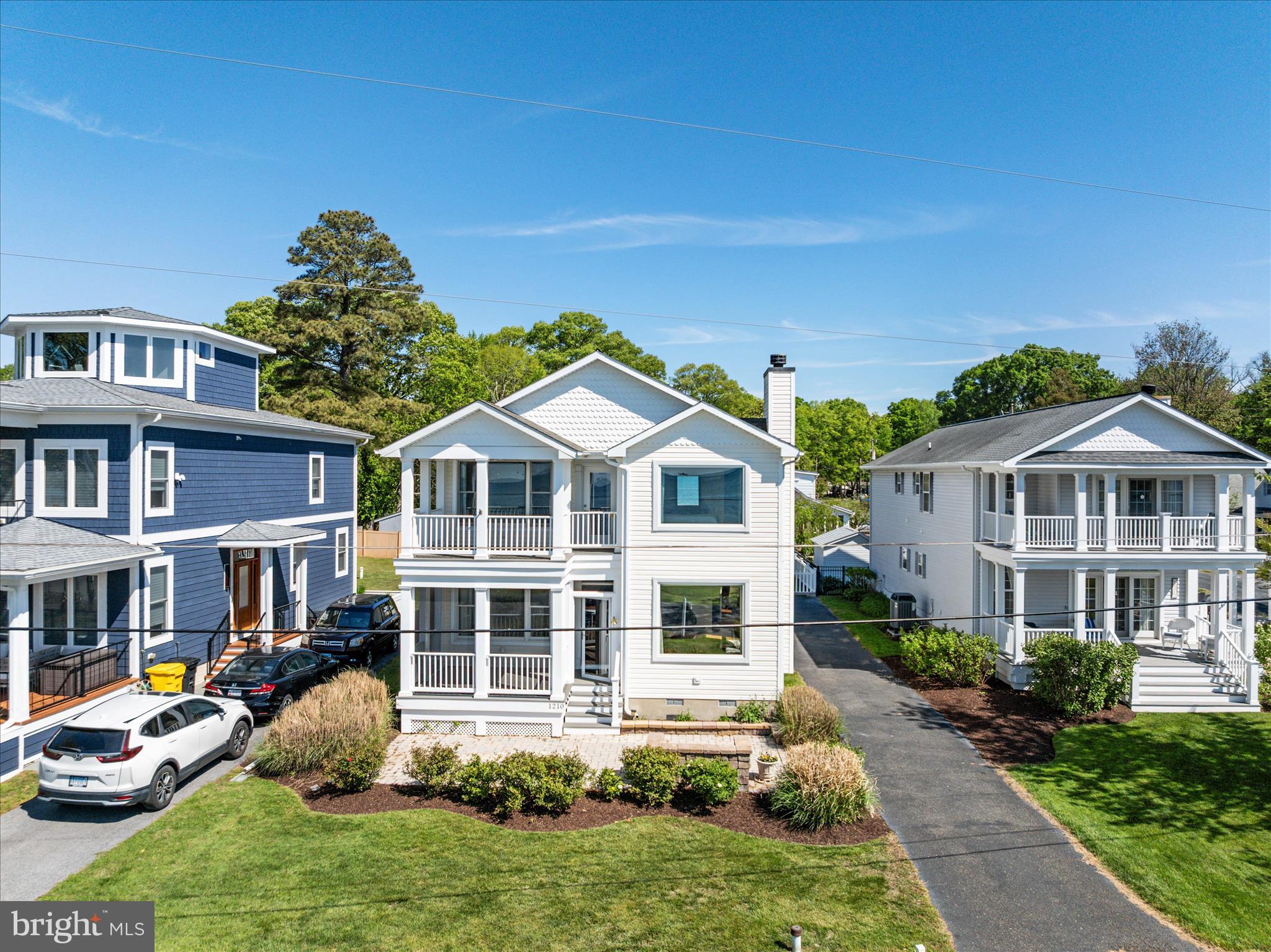 FRANKLIN MANOR BEACH - Residential