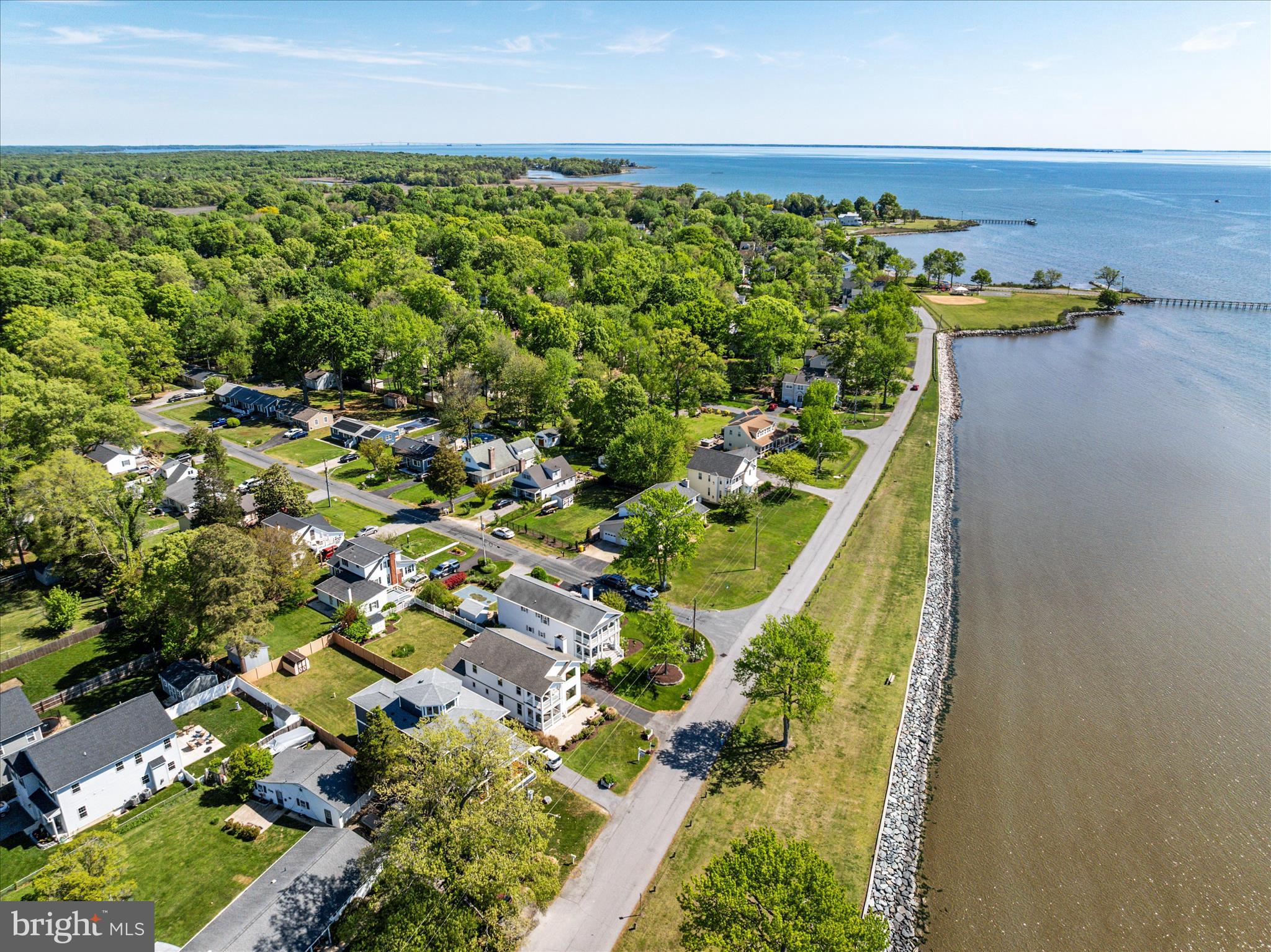 FRANKLIN MANOR BEACH - Residential