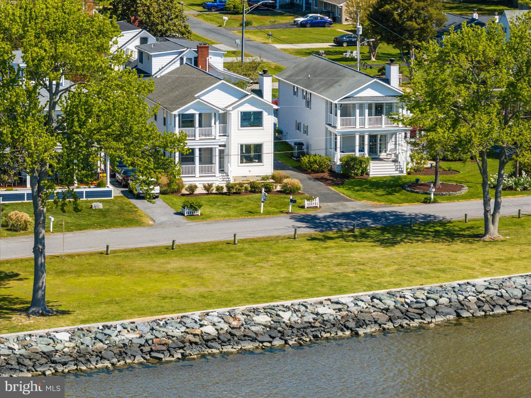 FRANKLIN MANOR BEACH - Residential