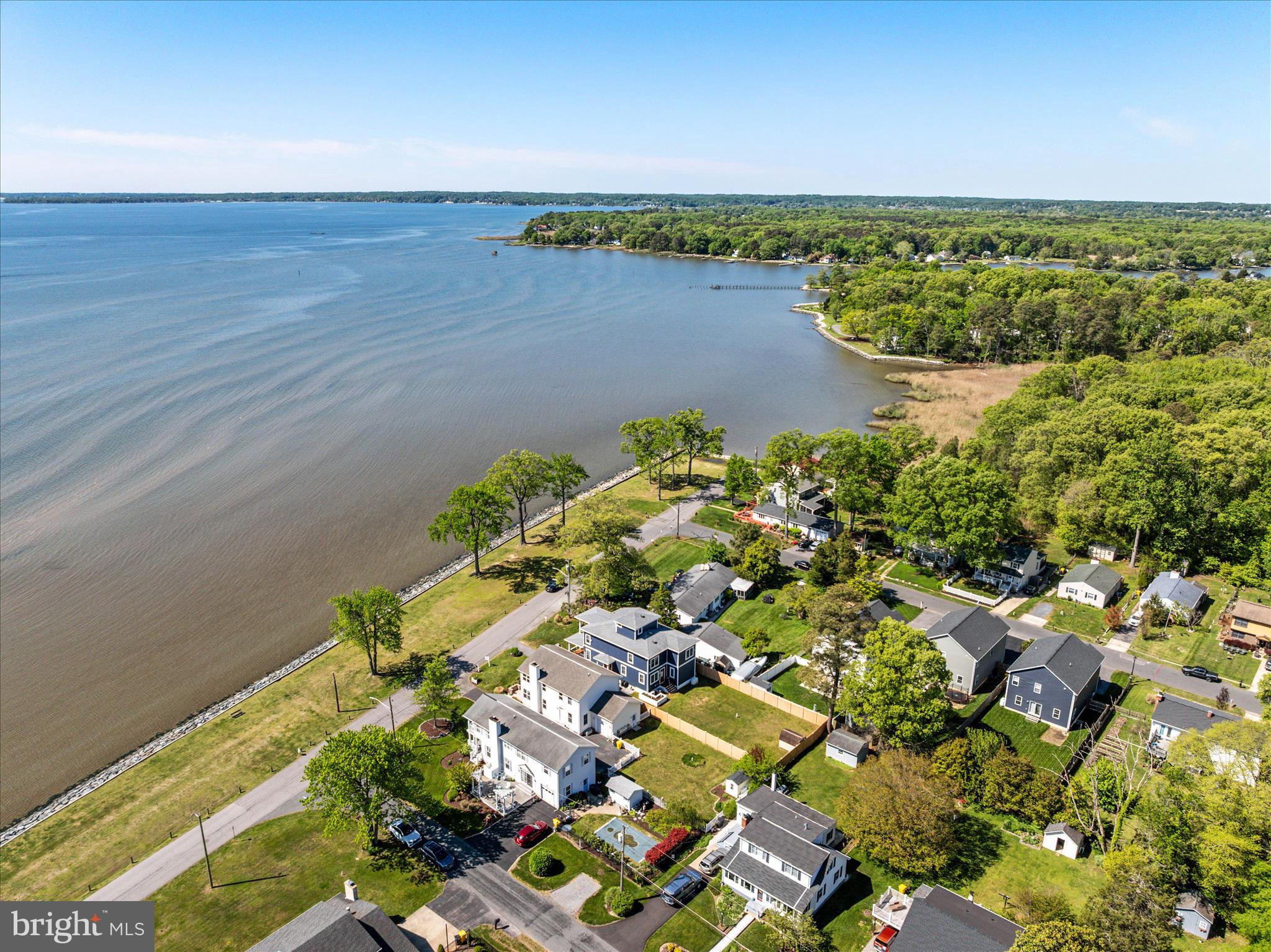 FRANKLIN MANOR BEACH - Residential