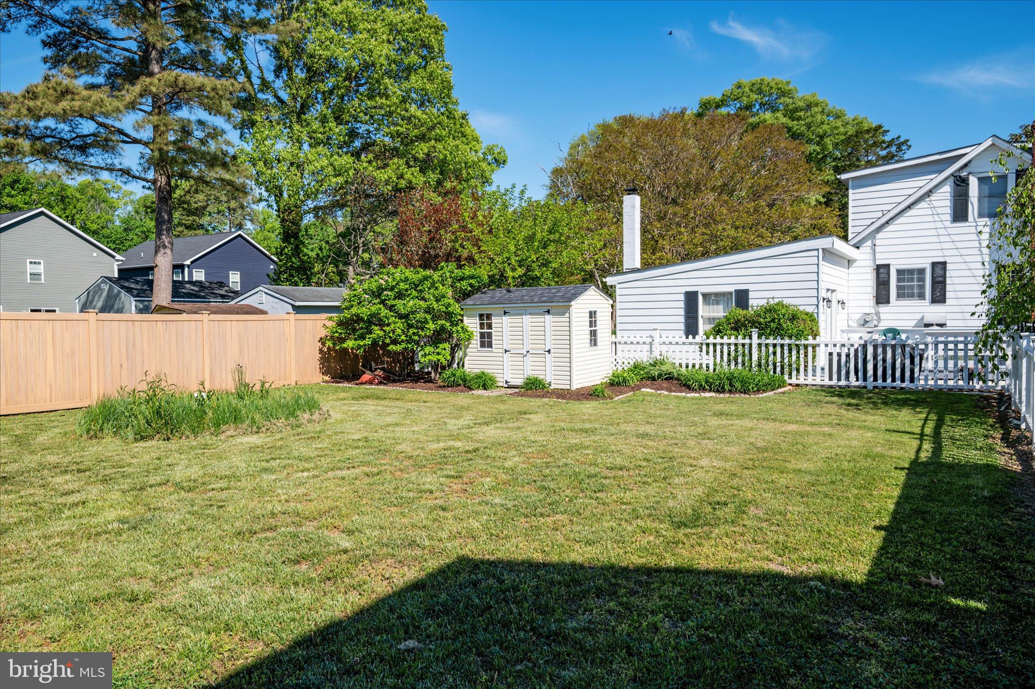 FRANKLIN MANOR BEACH - Residential