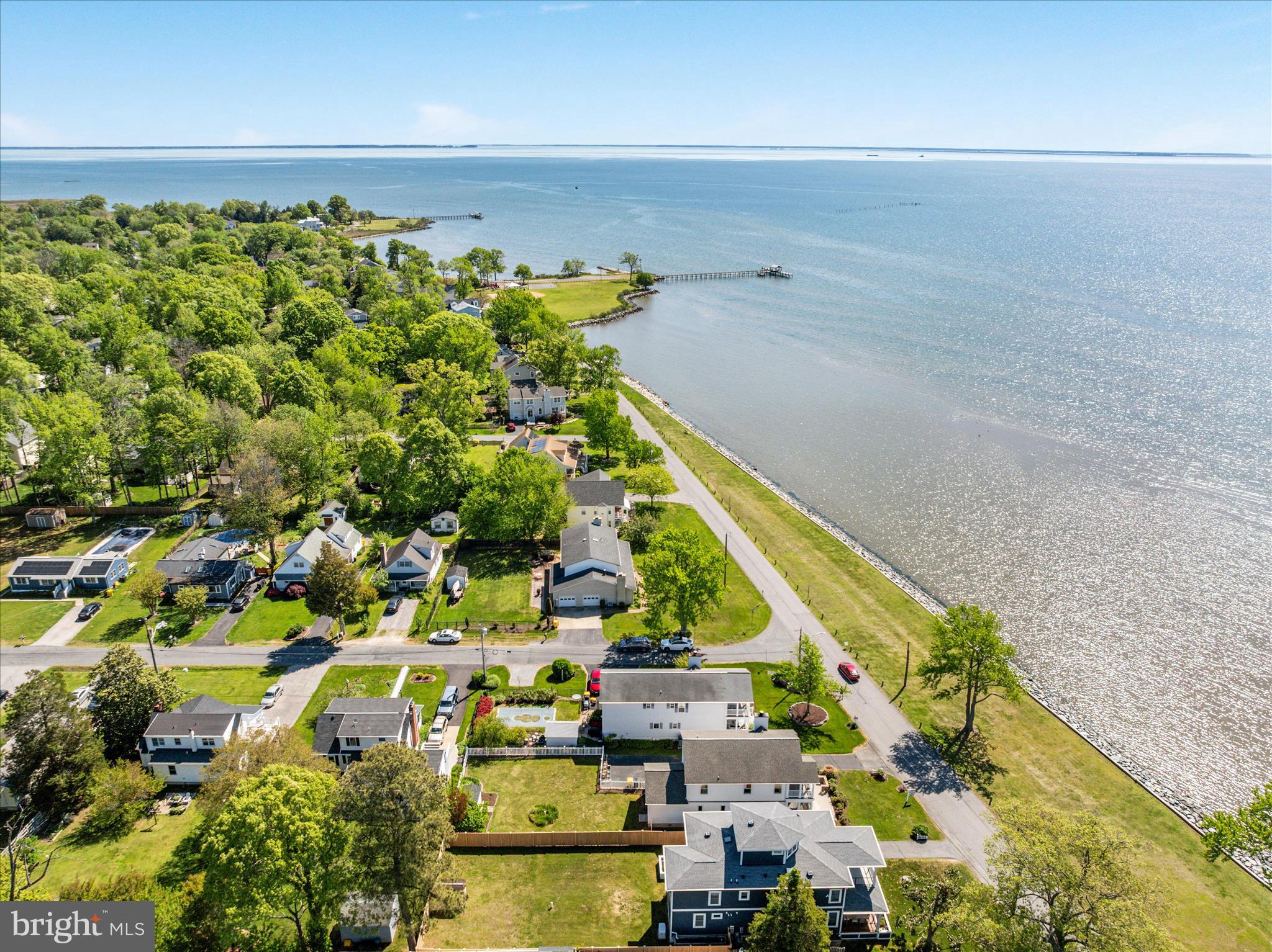 FRANKLIN MANOR BEACH - Residential