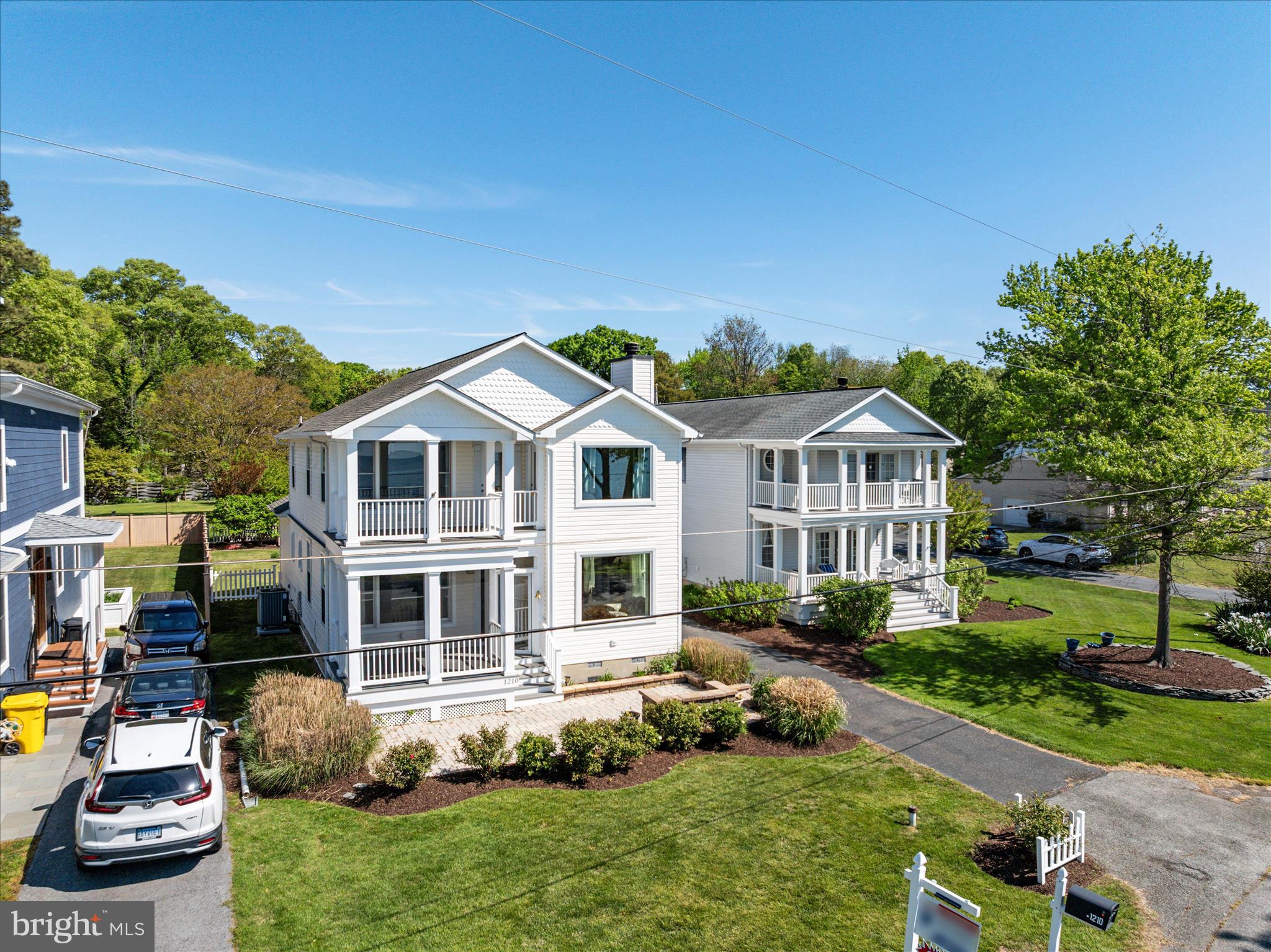 FRANKLIN MANOR BEACH - Residential
