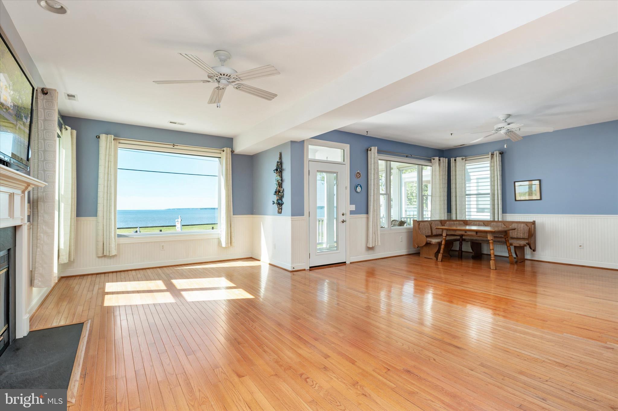 FRANKLIN MANOR BEACH - Residential