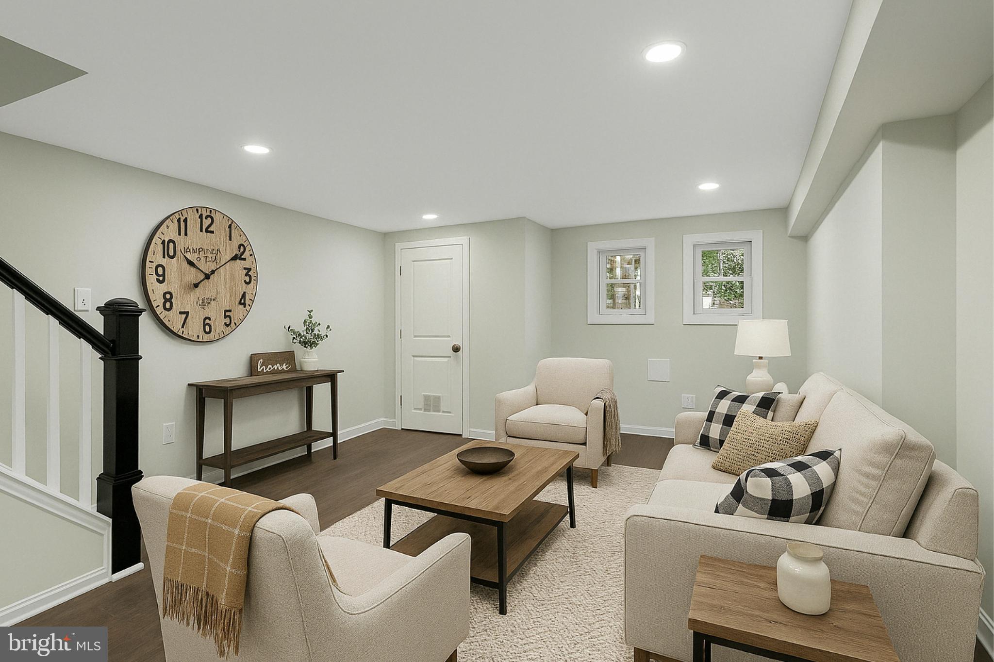 SANDTOWN-WINCHESTER - Residential