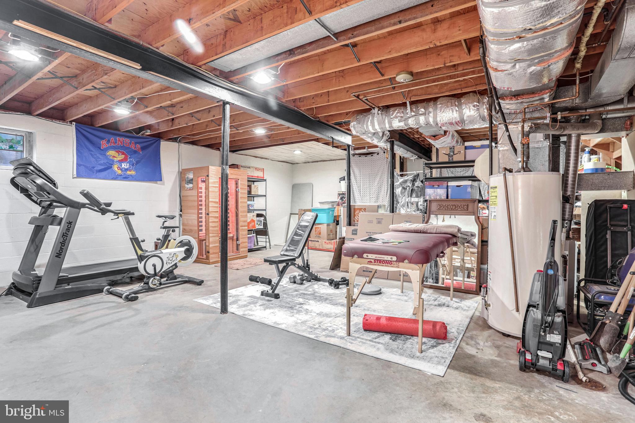 RESTON - Residential