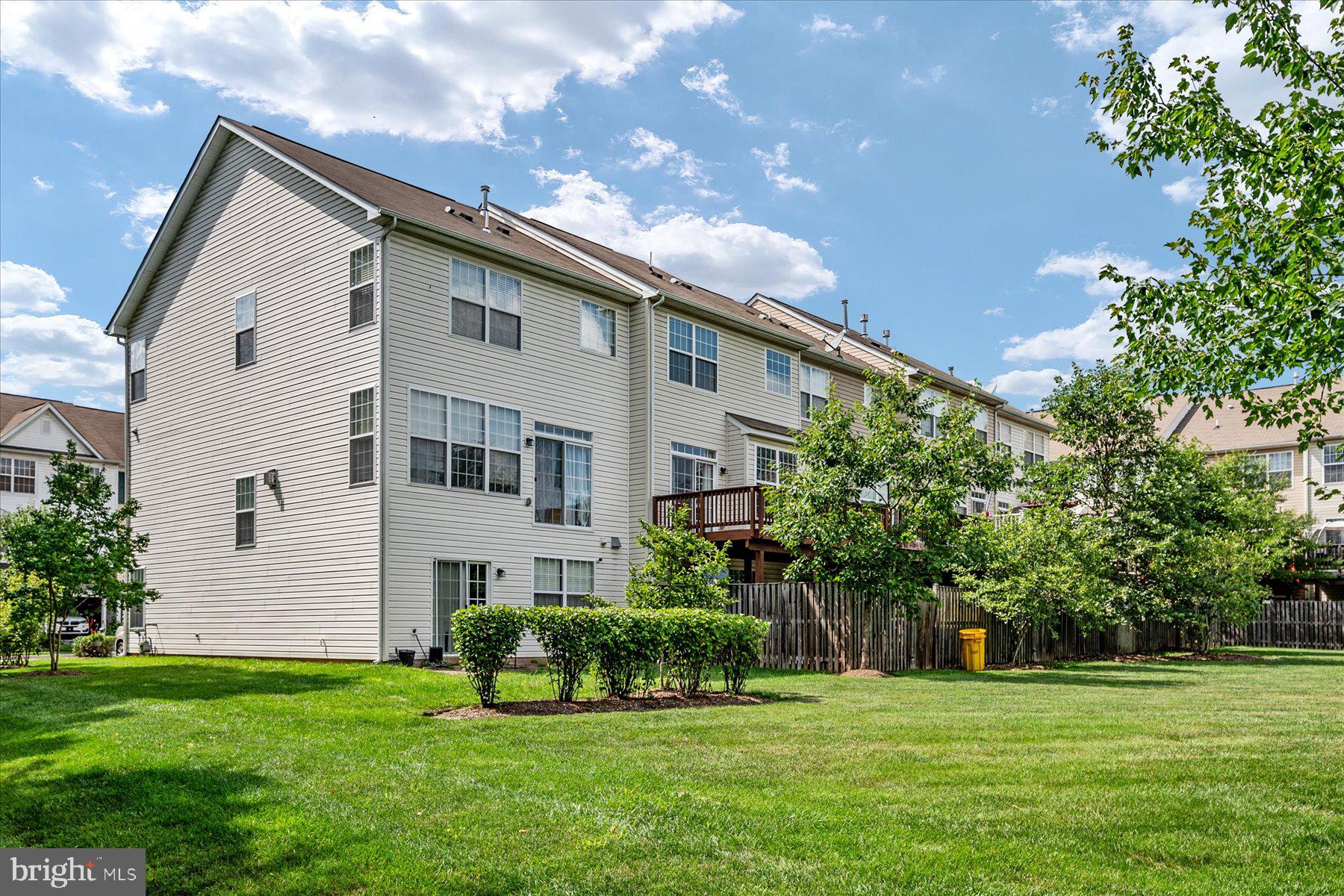 JENNIFER MEADOWS - Residential Lease