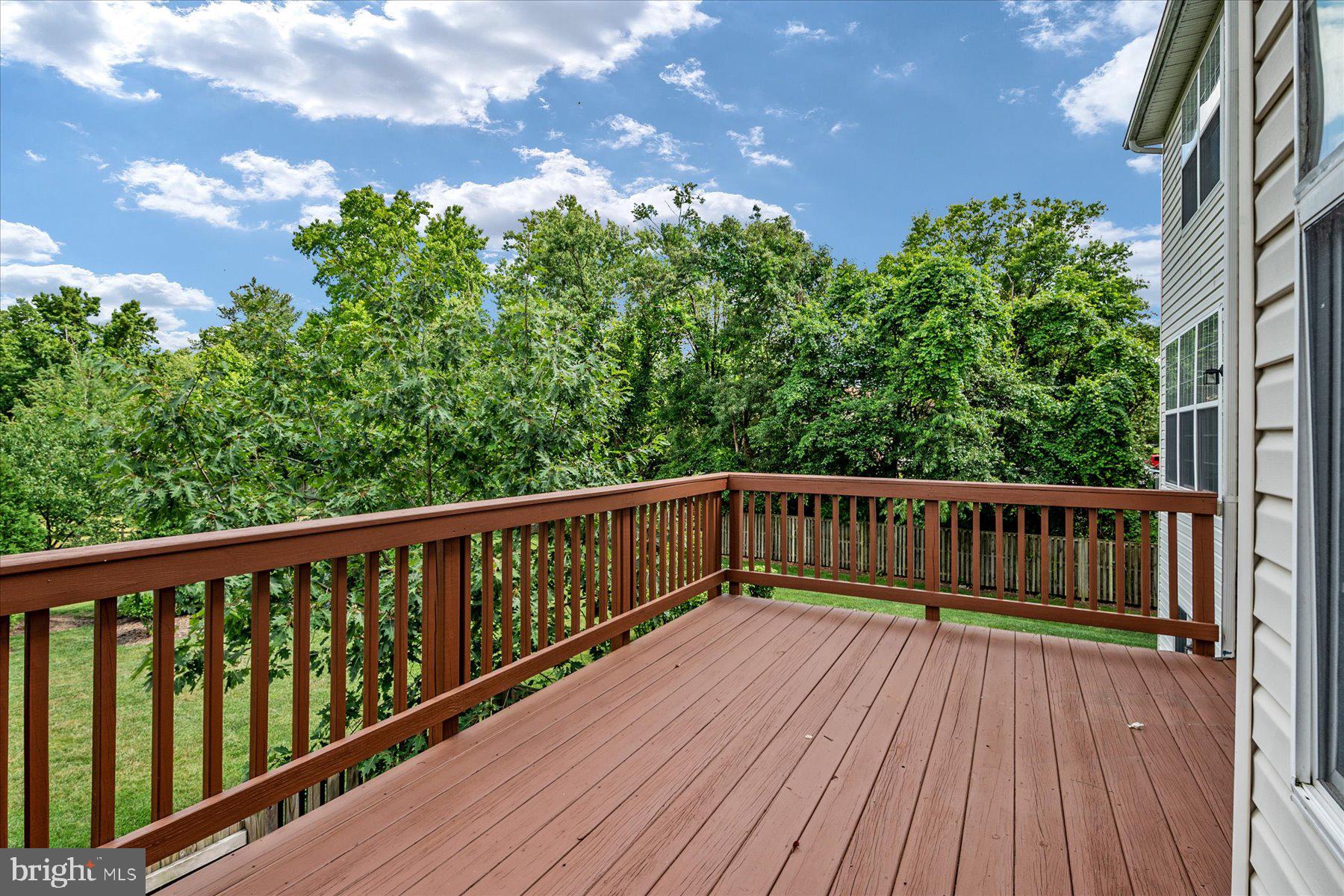 JENNIFER MEADOWS - Residential Lease