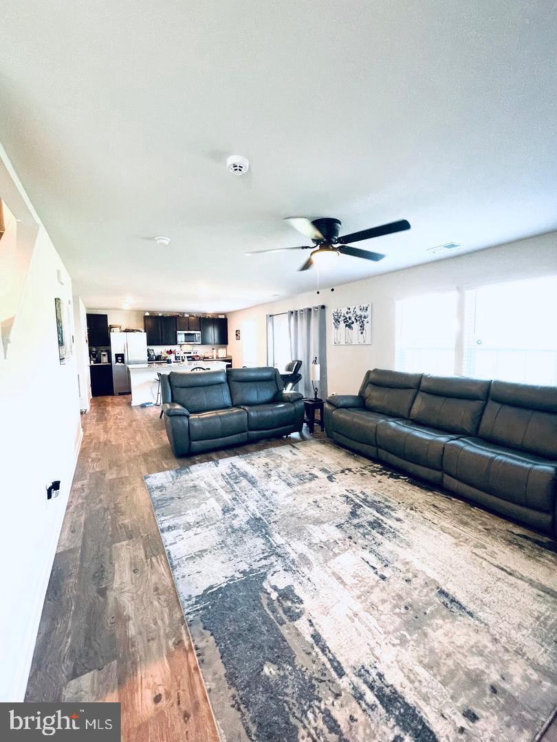 MAGNOLIA SPRINGS - Residential Lease