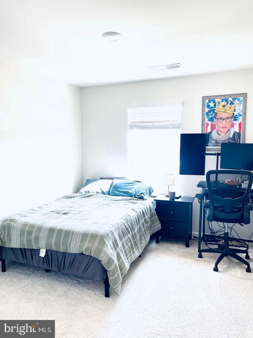 MAGNOLIA SPRINGS - Residential Lease