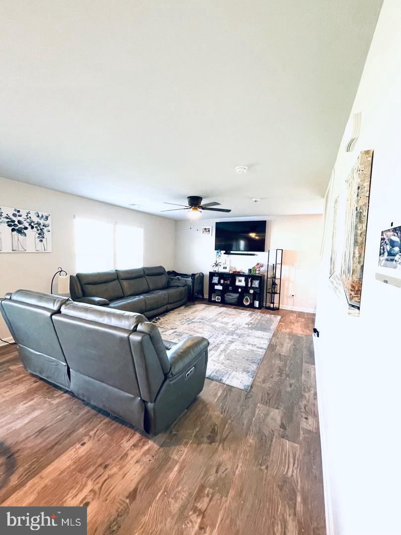 MAGNOLIA SPRINGS - Residential Lease