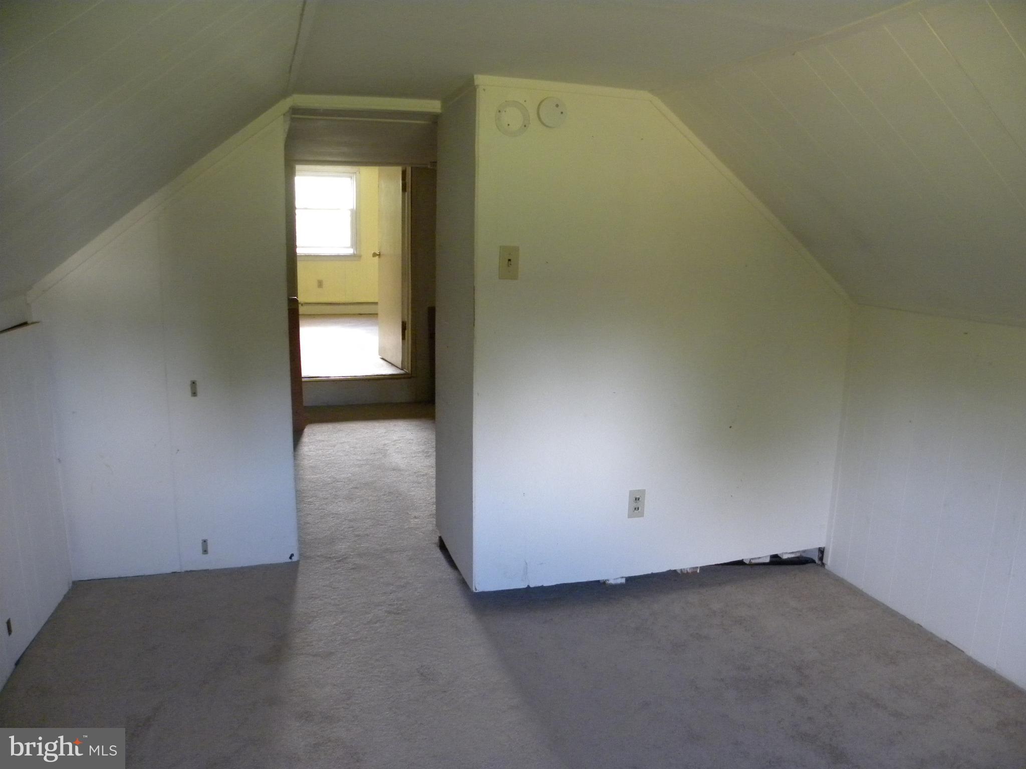 KINGSWOOD CROSSING - Residential Lease