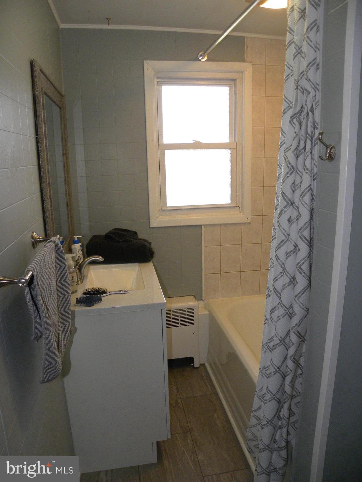 KINGSWOOD CROSSING - Residential Lease