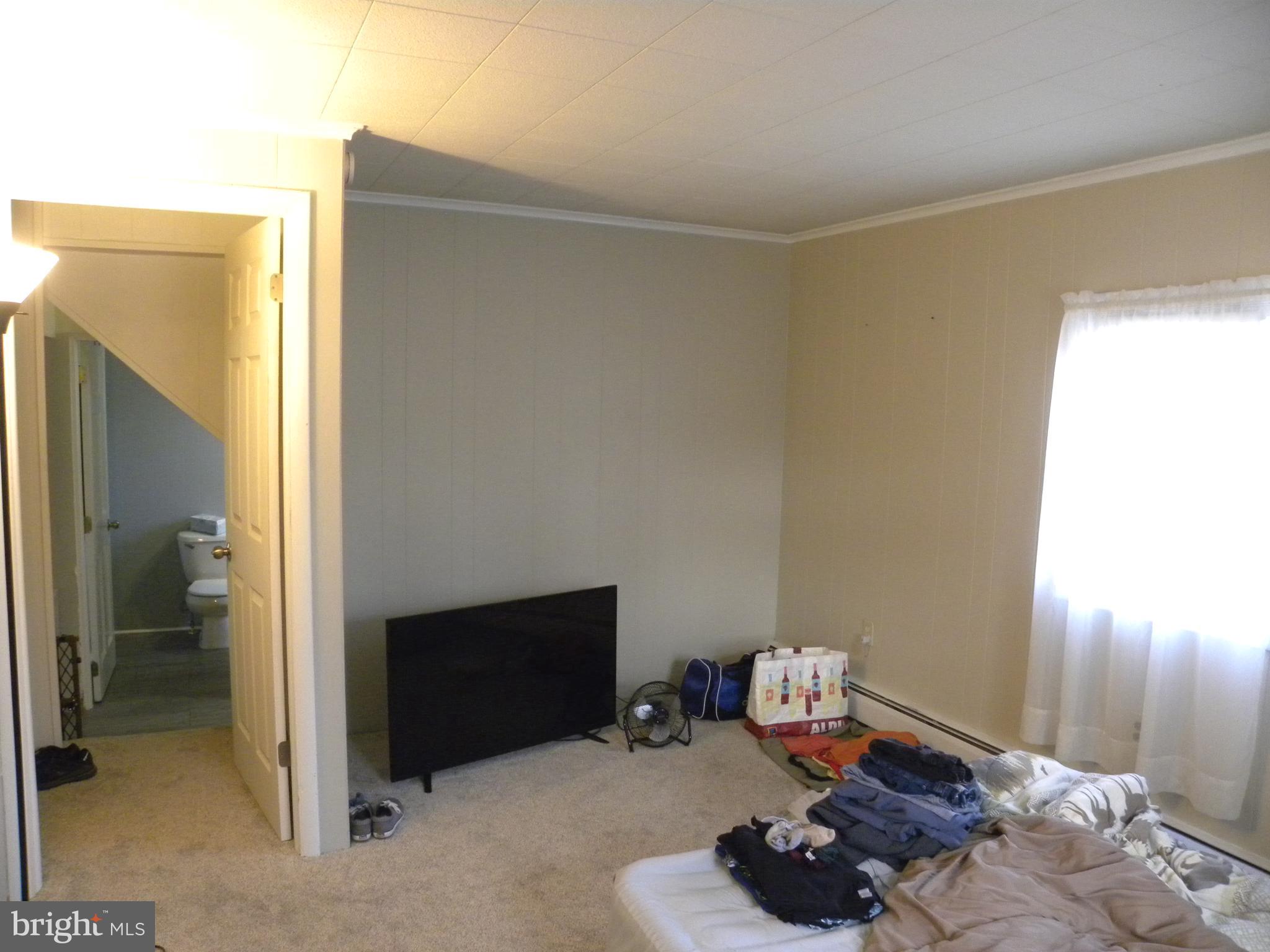 KINGSWOOD CROSSING - Residential Lease