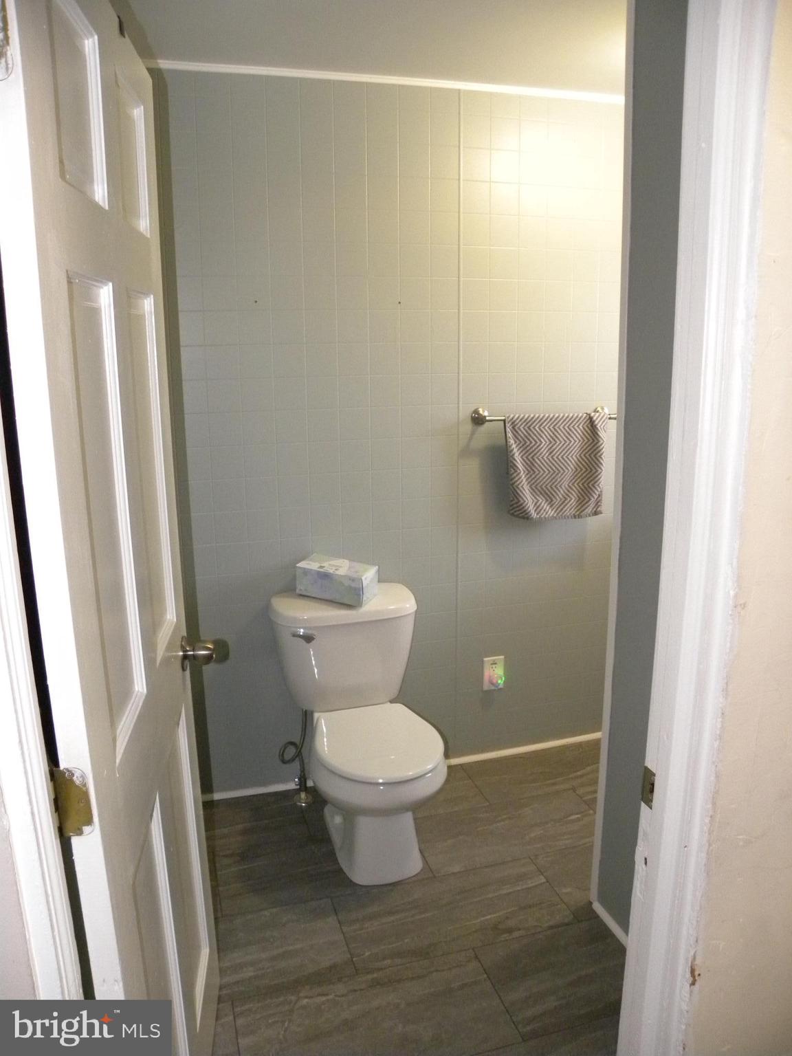 KINGSWOOD CROSSING - Residential Lease