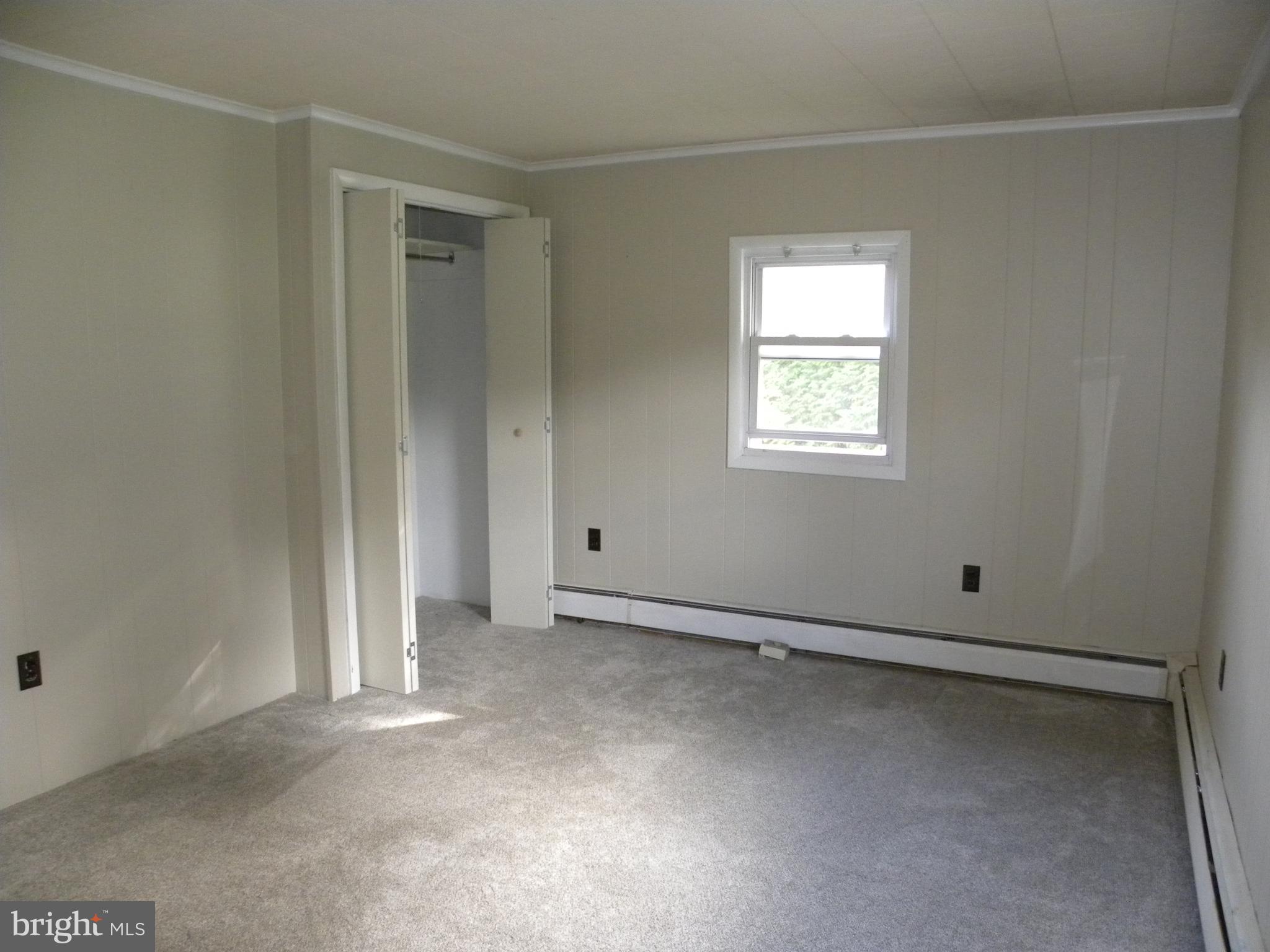 KINGSWOOD CROSSING - Residential Lease