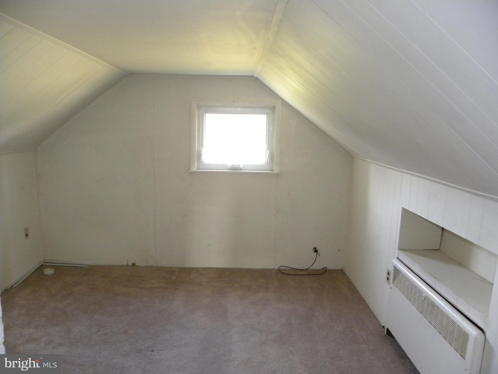 KINGSWOOD CROSSING - Residential Lease