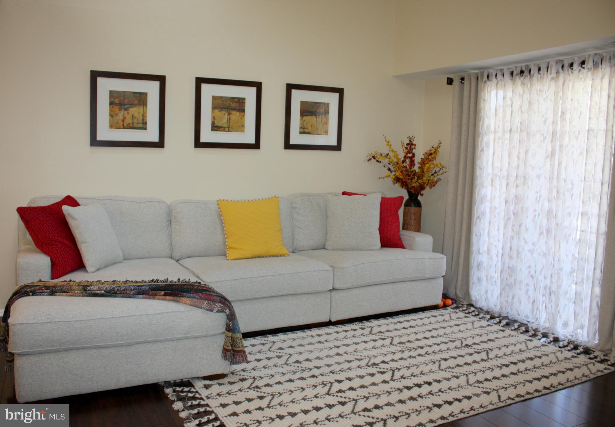 SOCIETY PL - Residential Lease