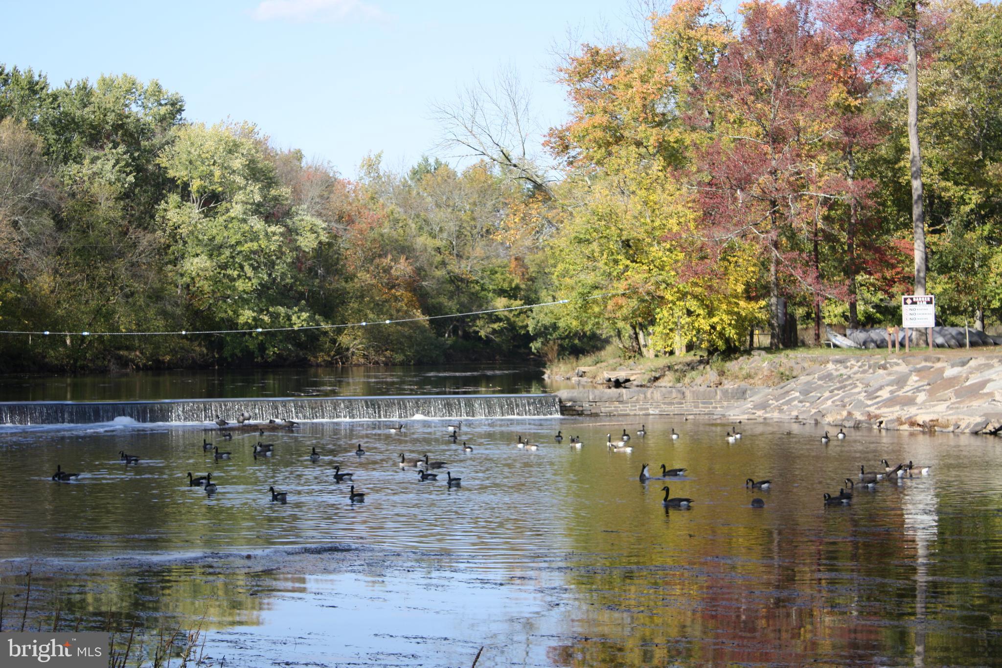 SOCIETY PL - Residential Lease