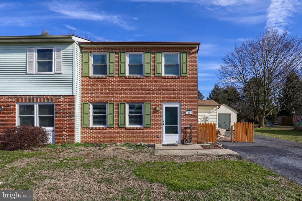 Photo of 1083 MONTICELLO LN, LANCASTER, PA 17603 (MLS # PALA2029868)