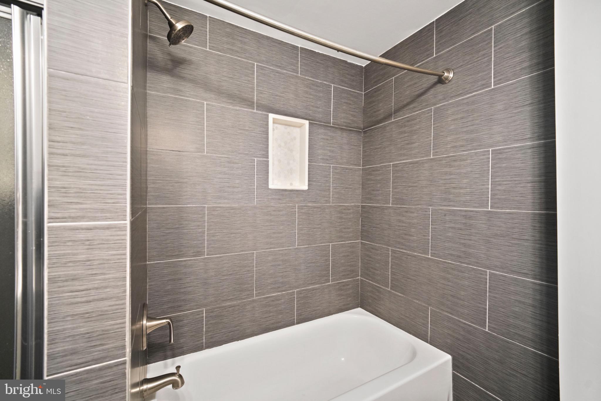 GRAYS FERRY - Residential