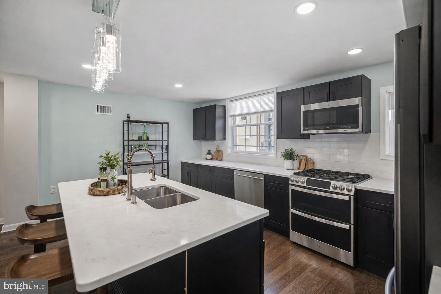 GRAYS FERRY - Residential