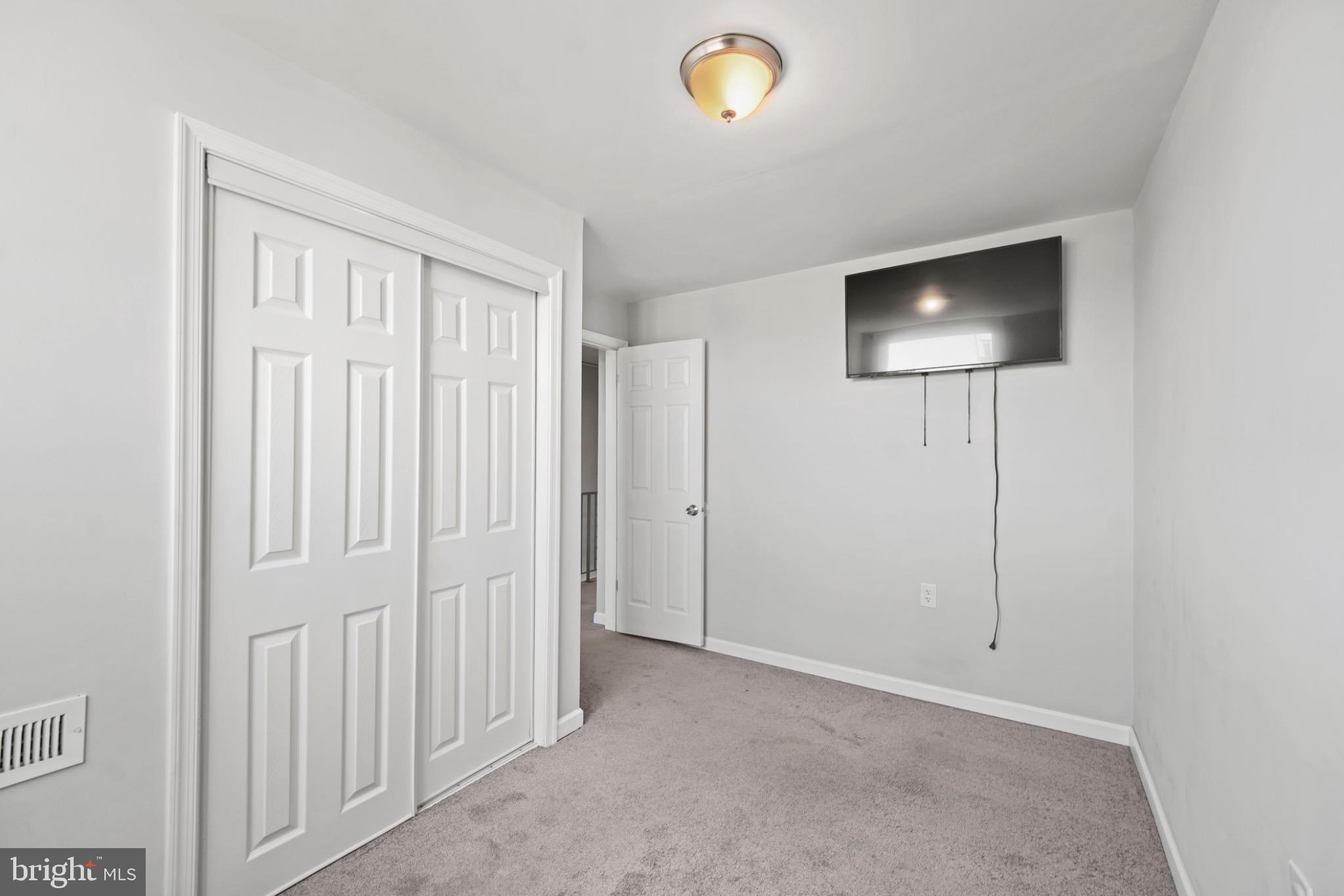 GRAYS FERRY - Residential