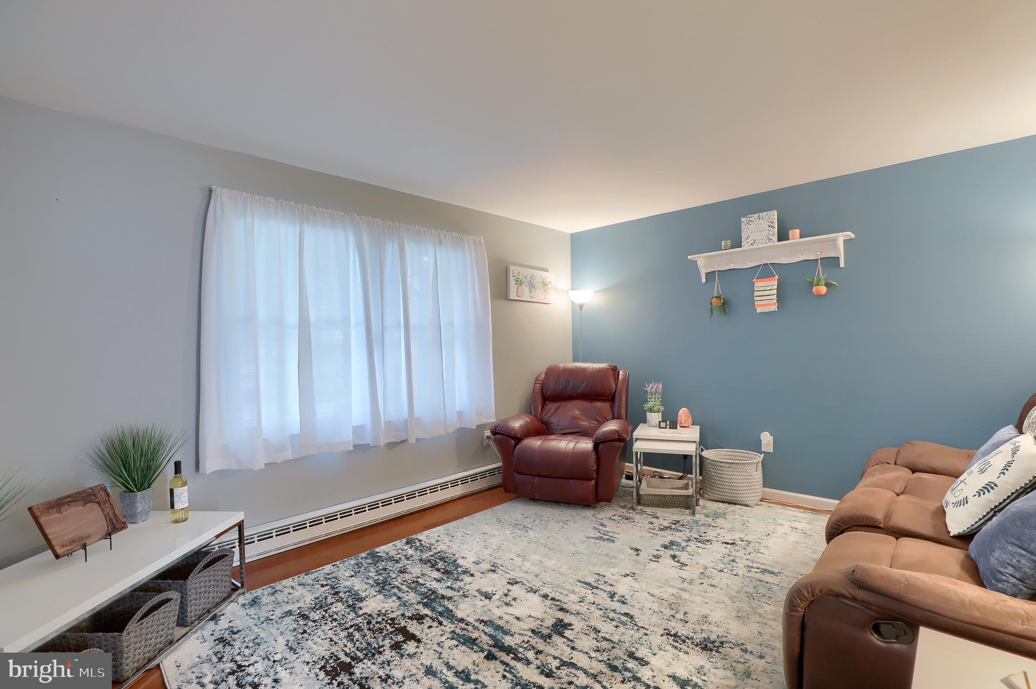 SCHOOL VALLEY - Residential