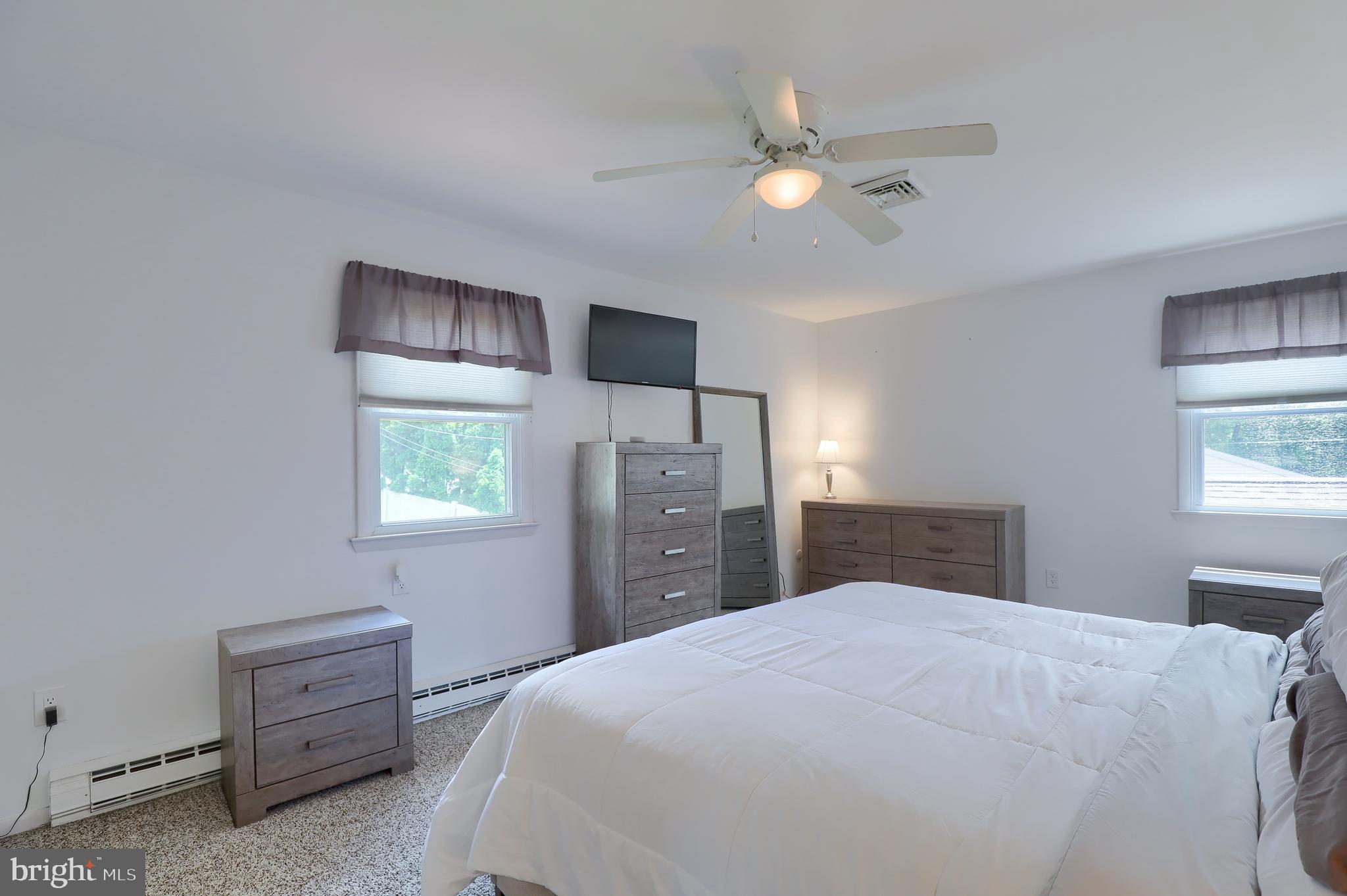 SCHOOL VALLEY - Residential