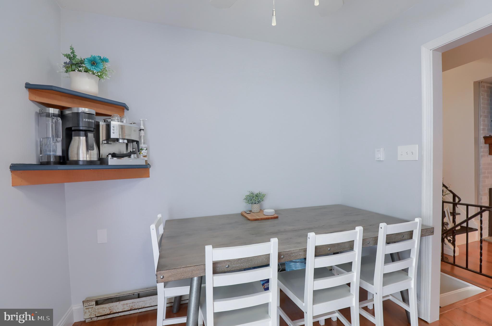 SCHOOL VALLEY - Residential