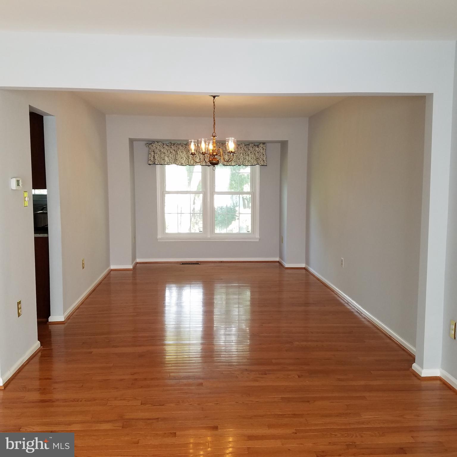 JAYESELLE - Residential