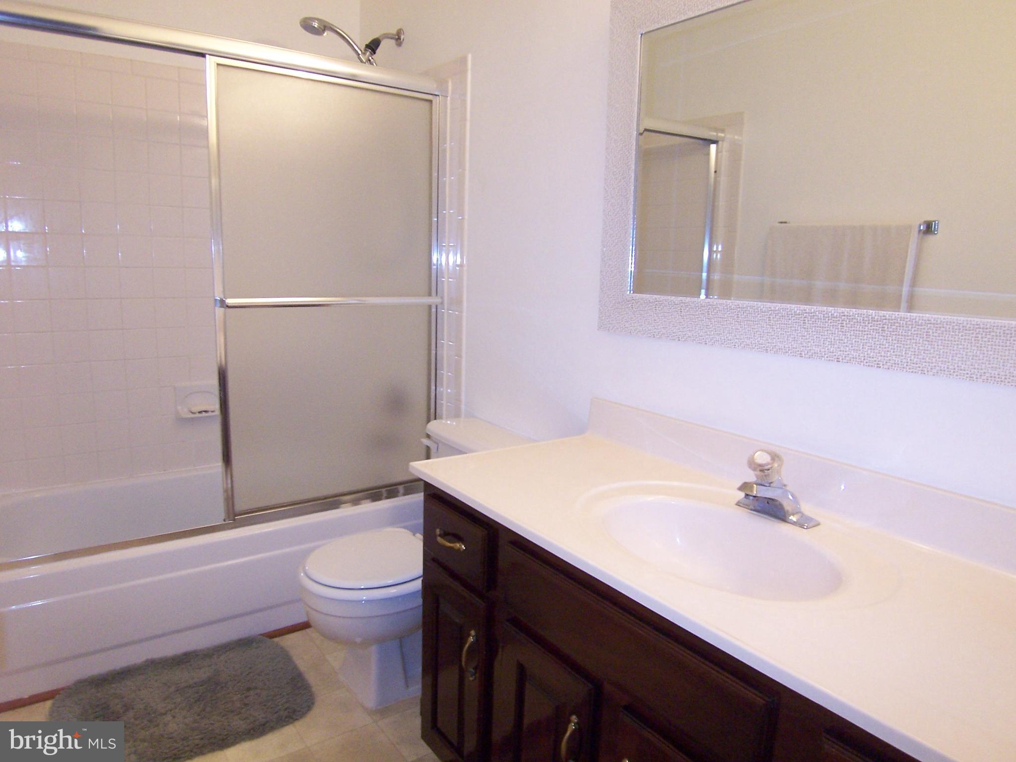 JAYESELLE - Residential