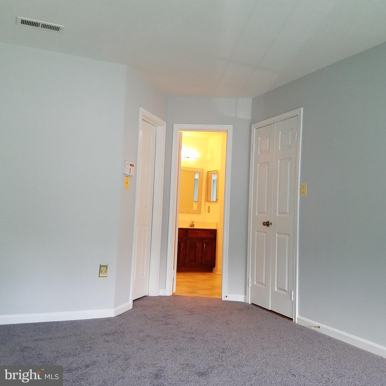 JAYESELLE - Residential