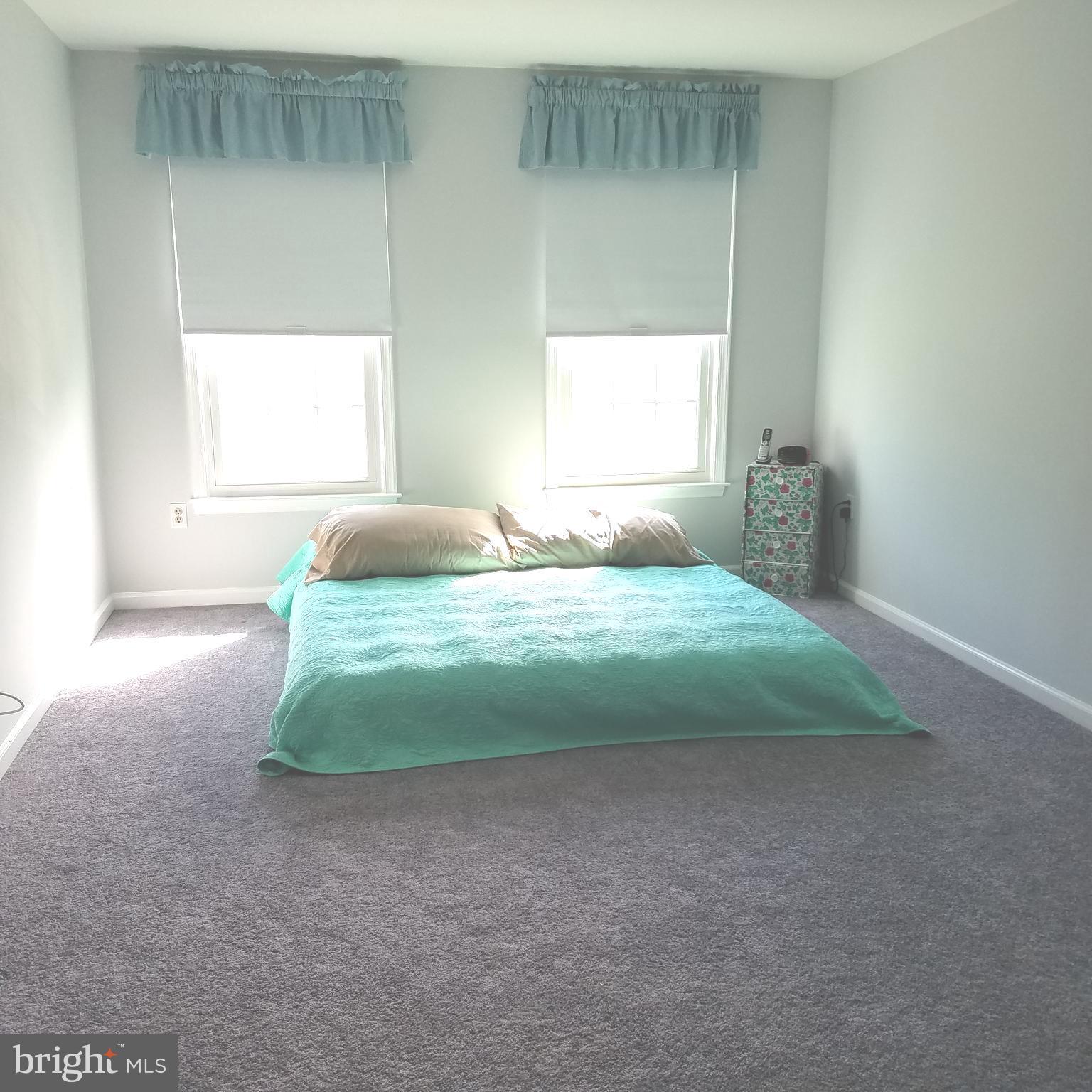 JAYESELLE - Residential