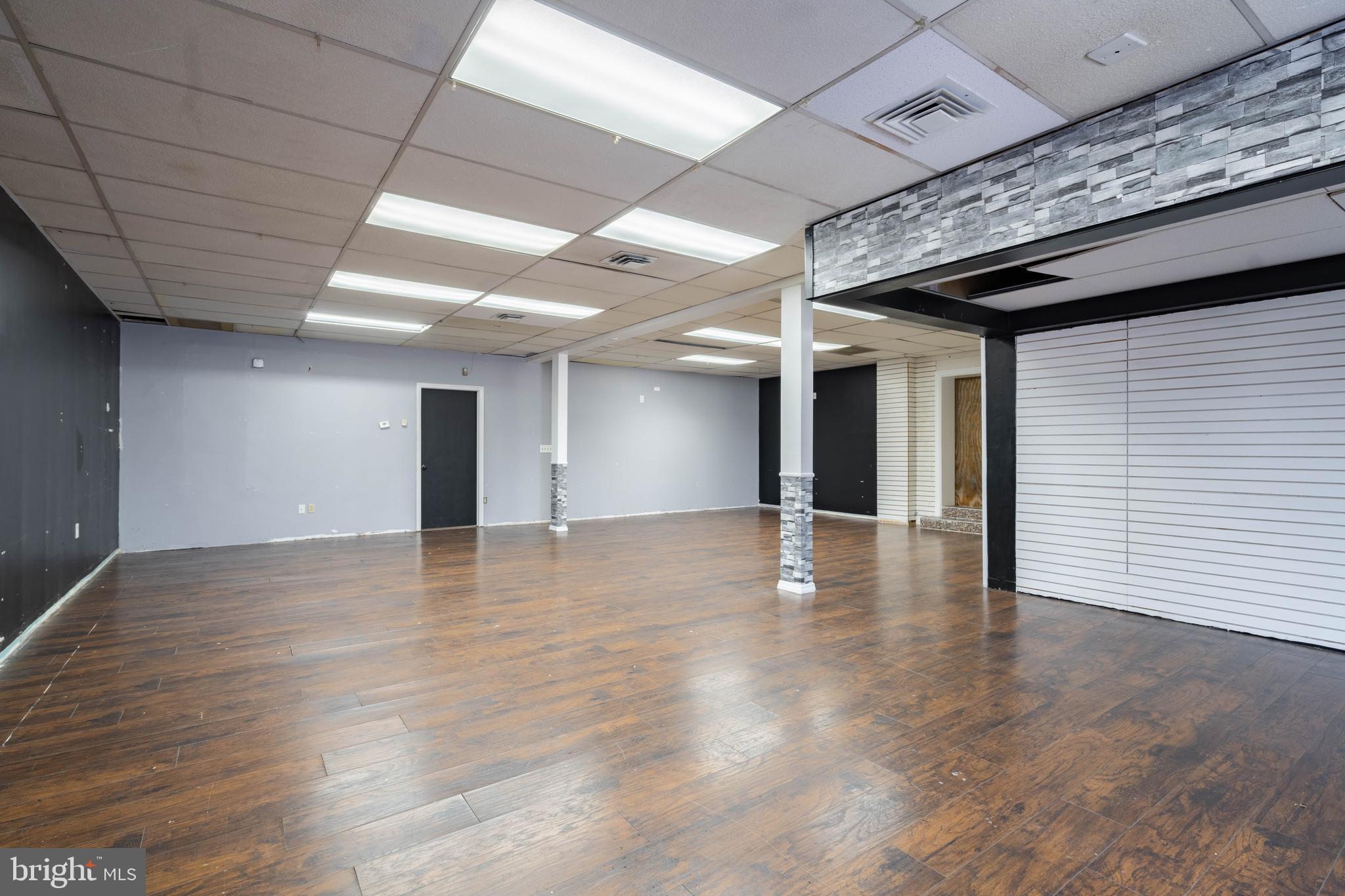 615 E CHESTNUT AVENUE 2