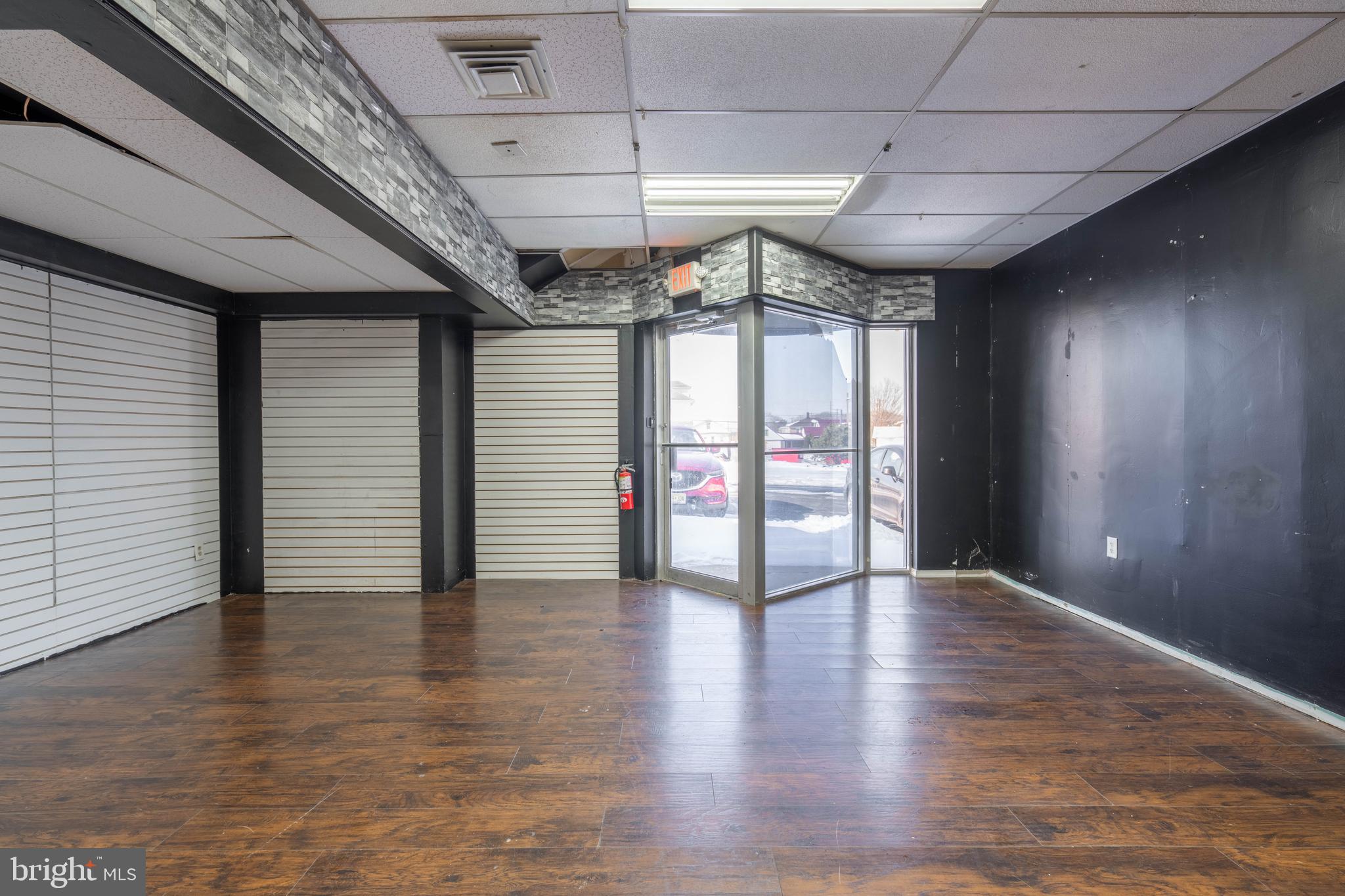 615 E CHESTNUT AVENUE 2