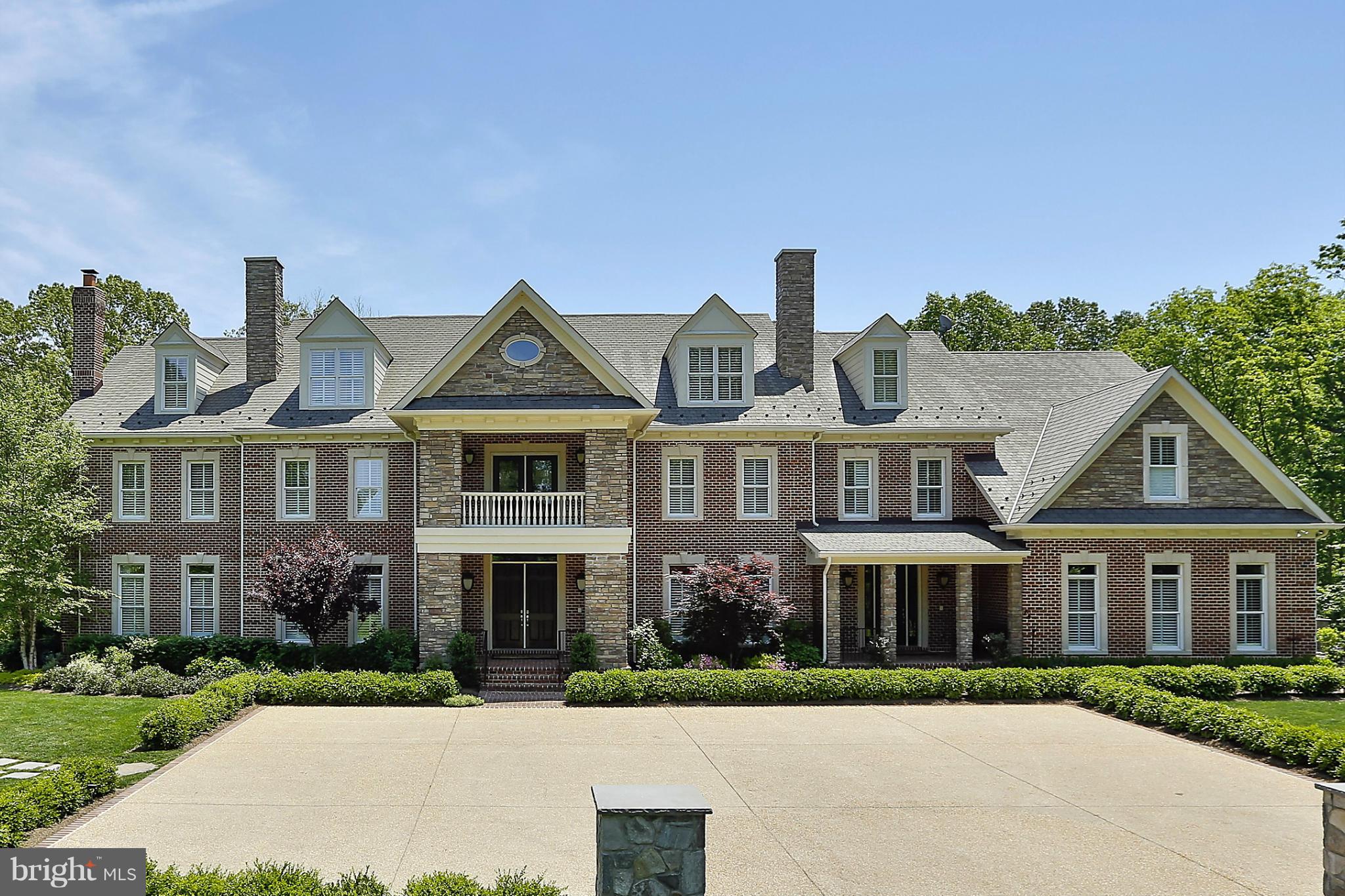 CLIFTON - Residential