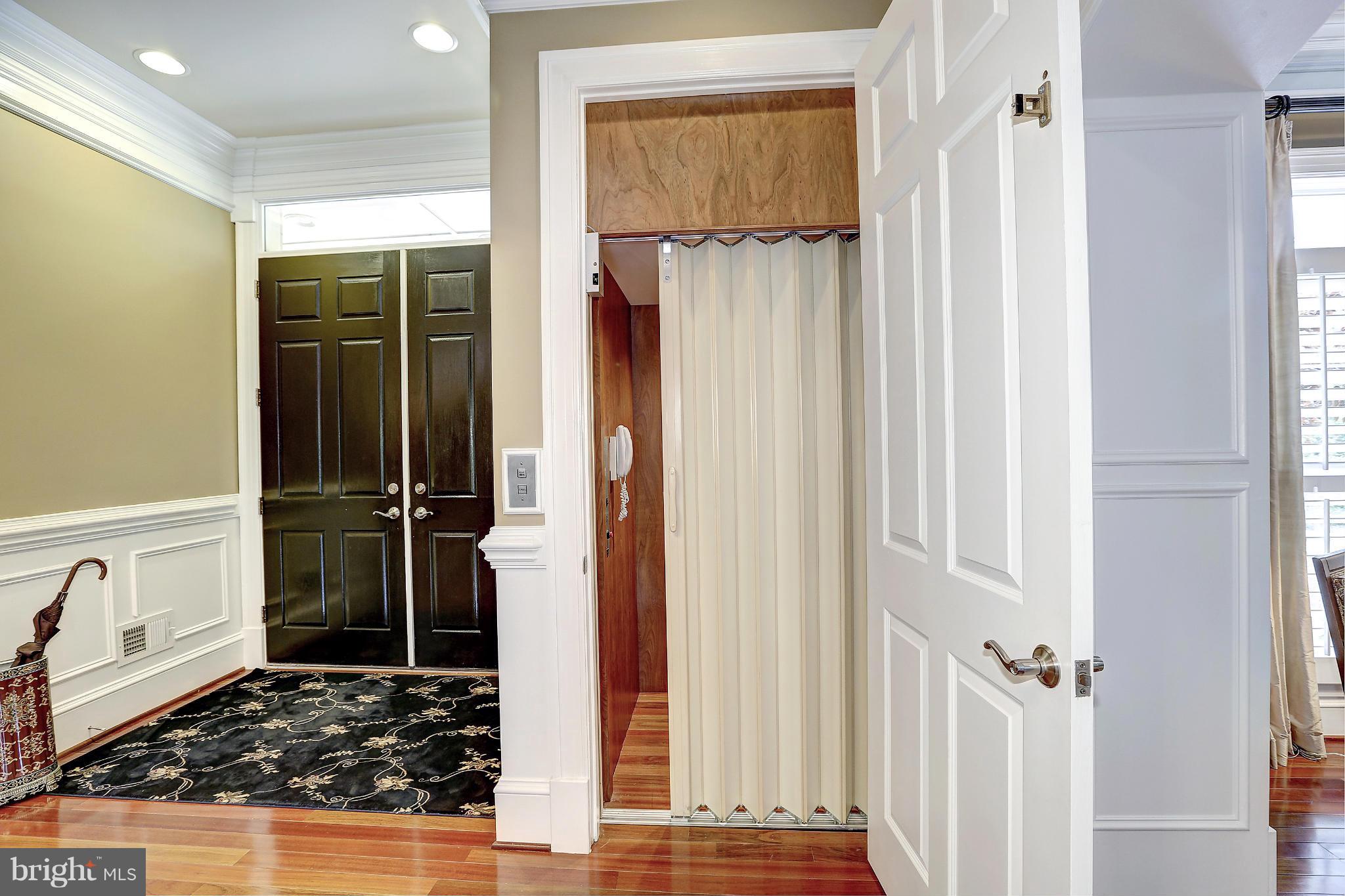 CLIFTON - Residential