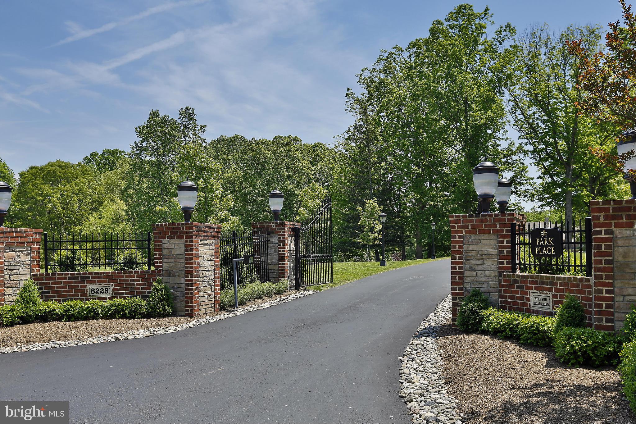 CLIFTON - Residential