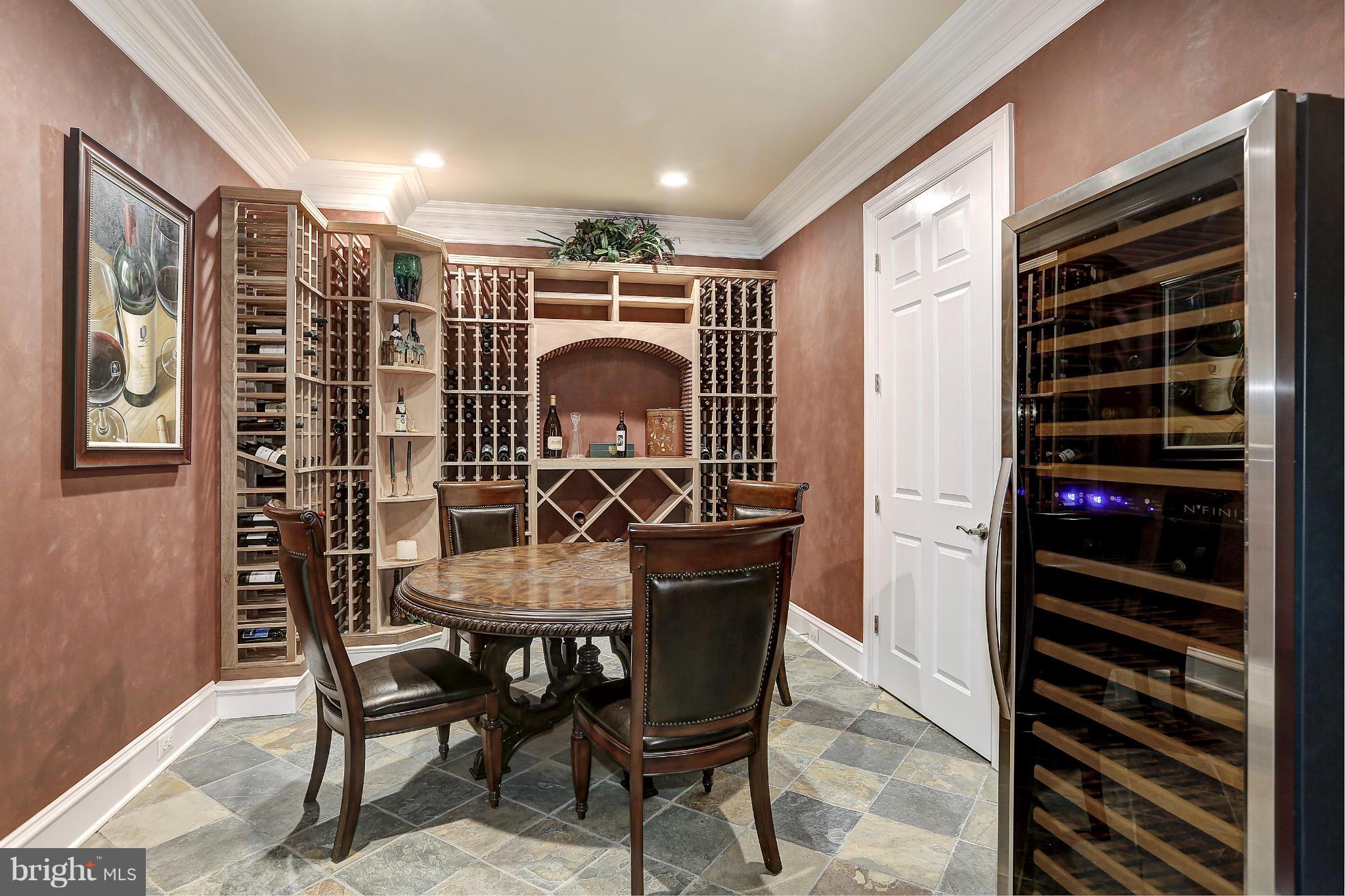 CLIFTON - Residential