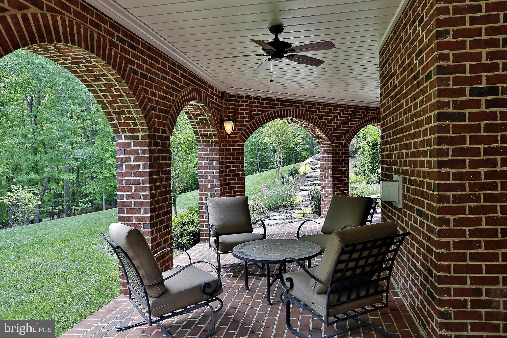 CLIFTON - Residential