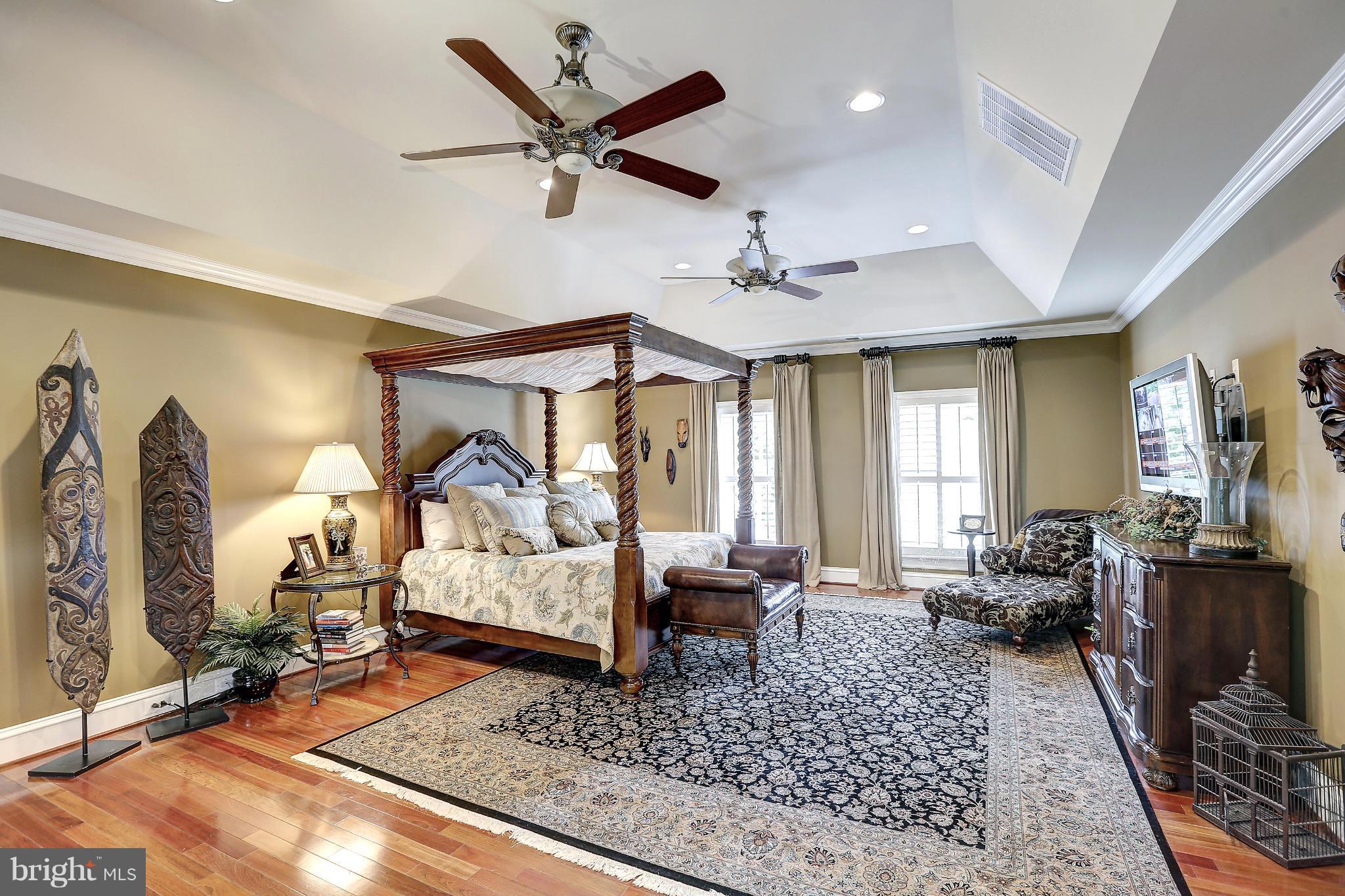 CLIFTON - Residential