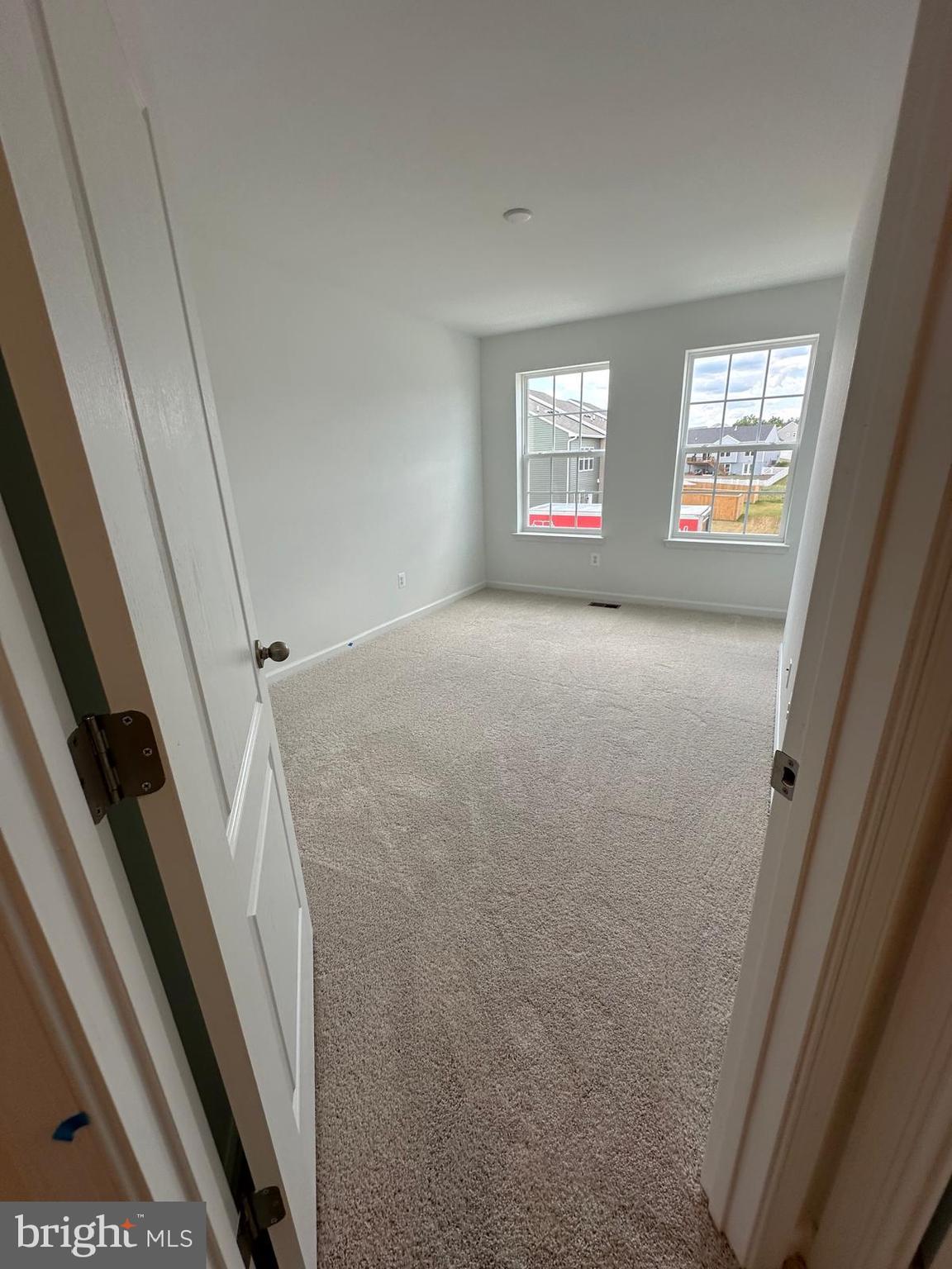 MCCAULEY CROSSING - Residential Lease