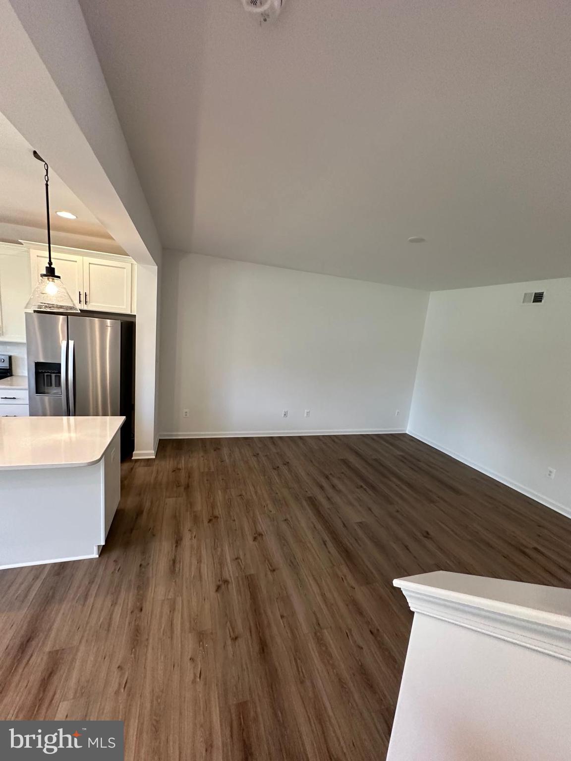 MCCAULEY CROSSING - Residential Lease